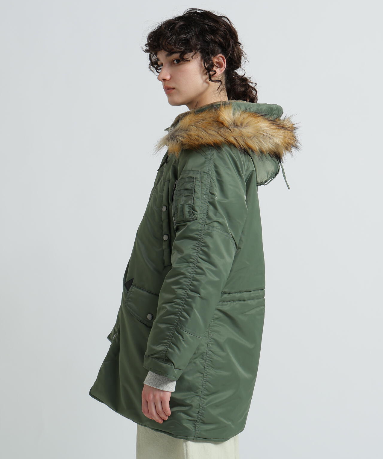 《WOMAN》N-3B COMMERCIAL