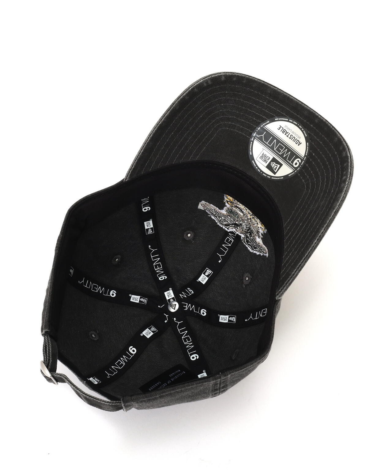 《AVIREX × NEWERA》 50th EAGLE CAP 9TWENTY