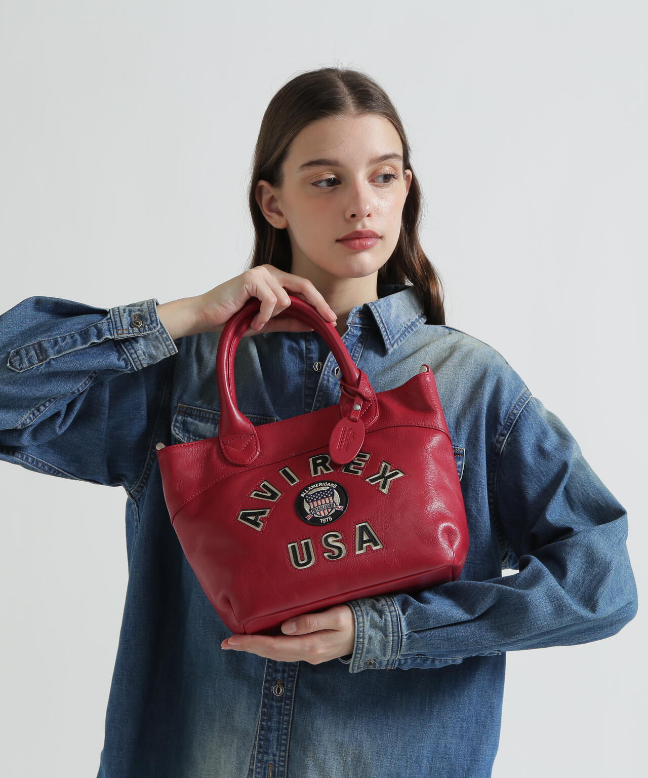 《直営店限定》VARSITY LEATHER MINI TOTE BAG / AVX5626