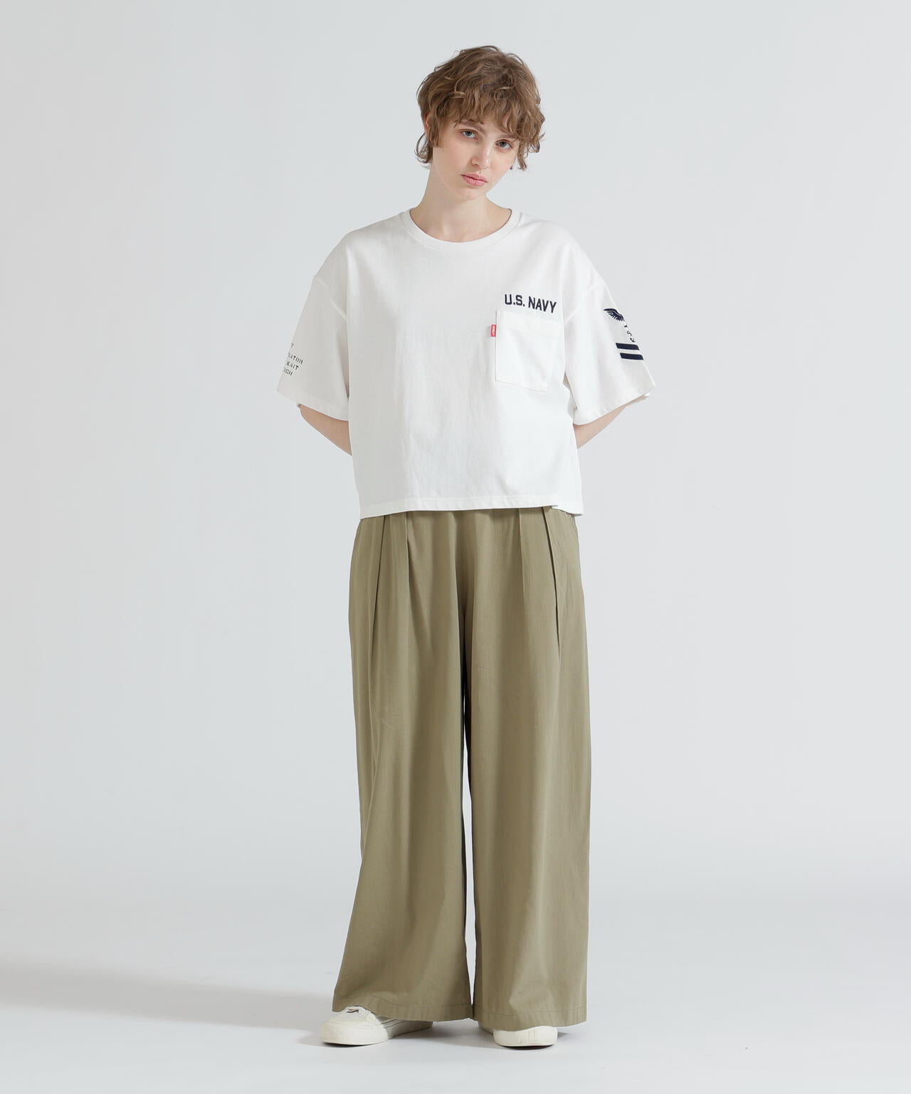 DESIGN BELT TUCK DETAIL PANTS