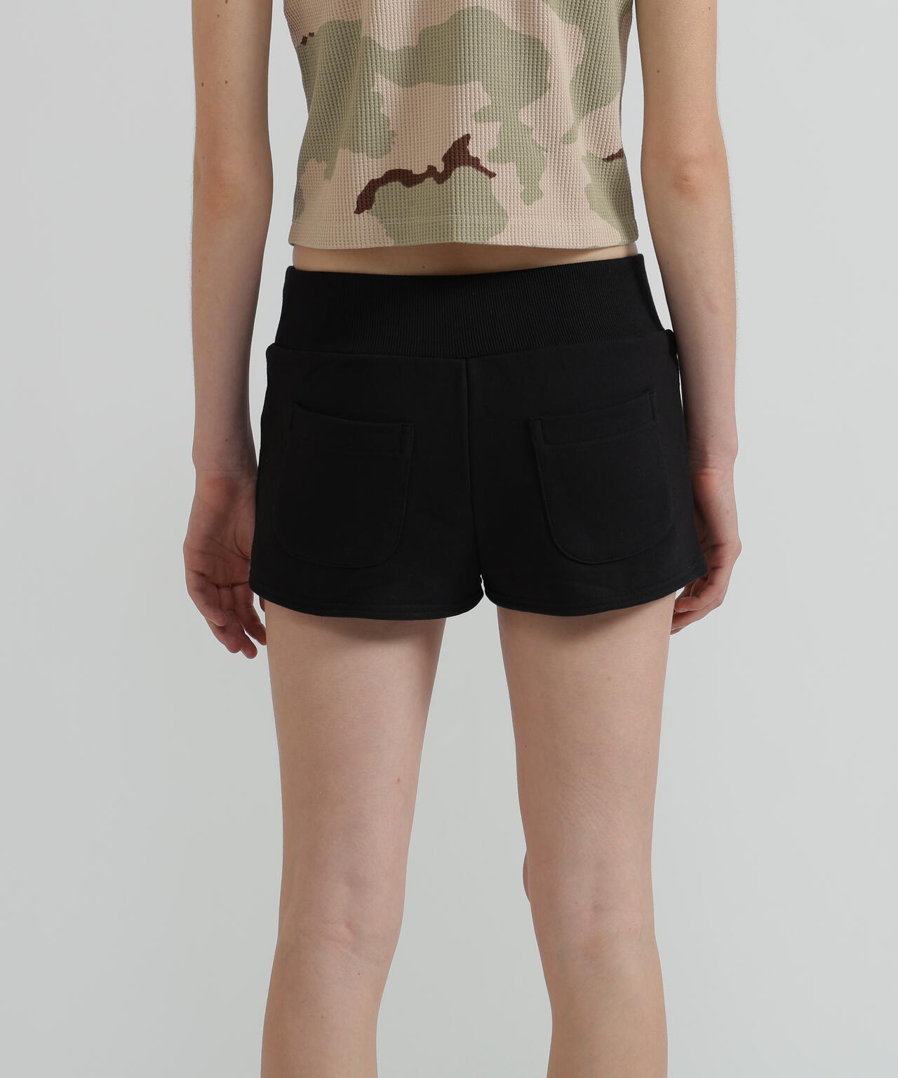 WOMAN/直営店限定》VARSITY FLAG SHORT PANTS | AVIREX
