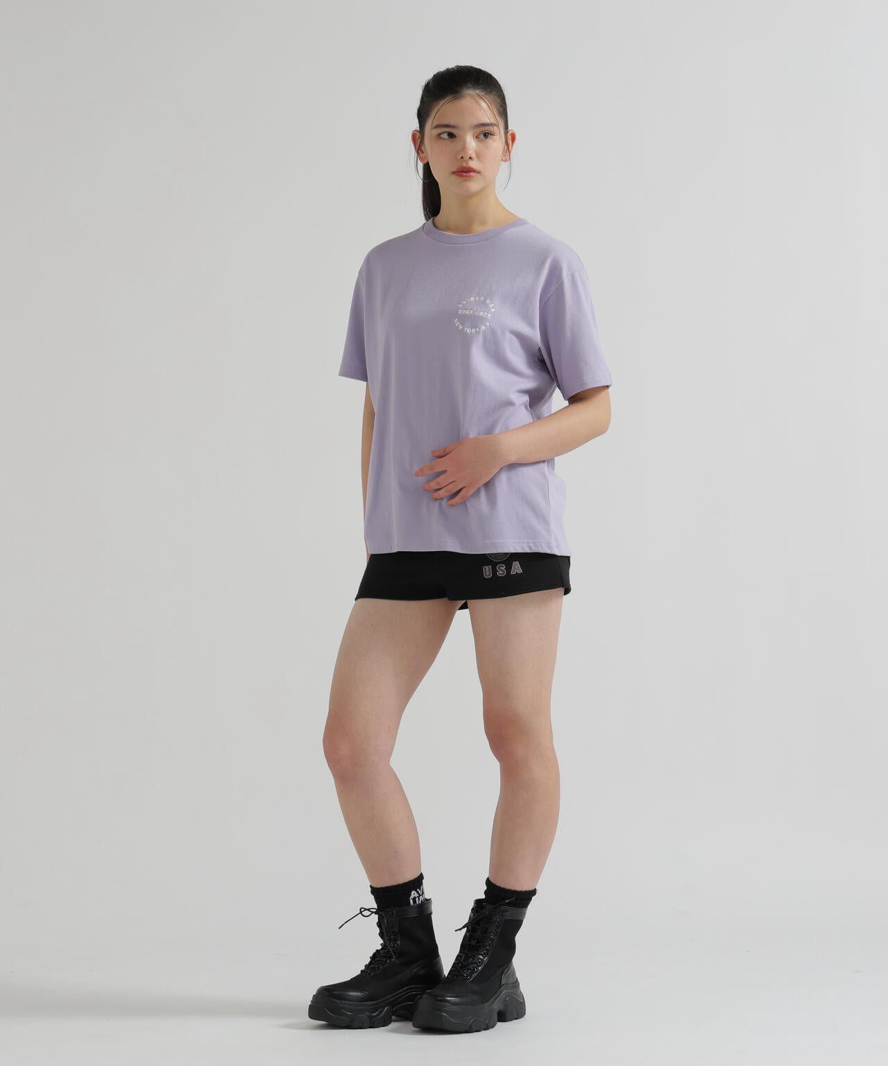 WOMAN/直営店限定》VARSITY FLAG SHORT PANTS | AVIREX