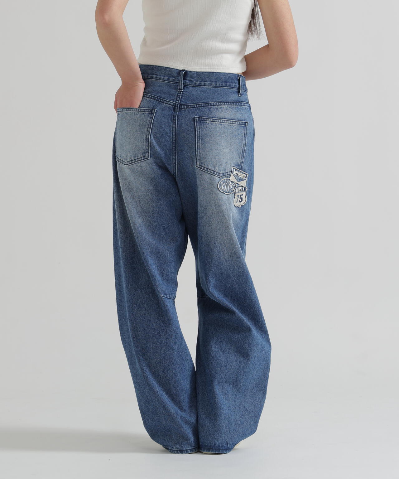 WAPPEN BARREL LEG DENIM PANTS