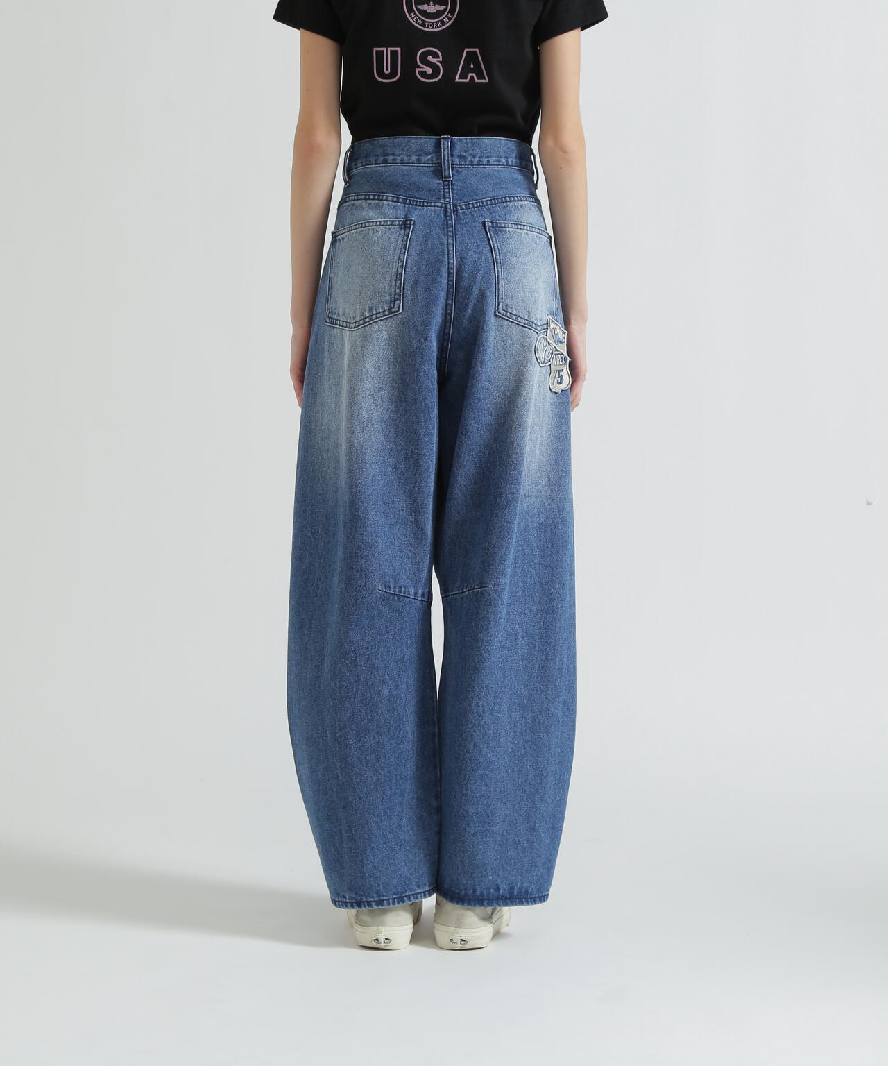 WAPPEN BARREL LEG DENIM PANTS