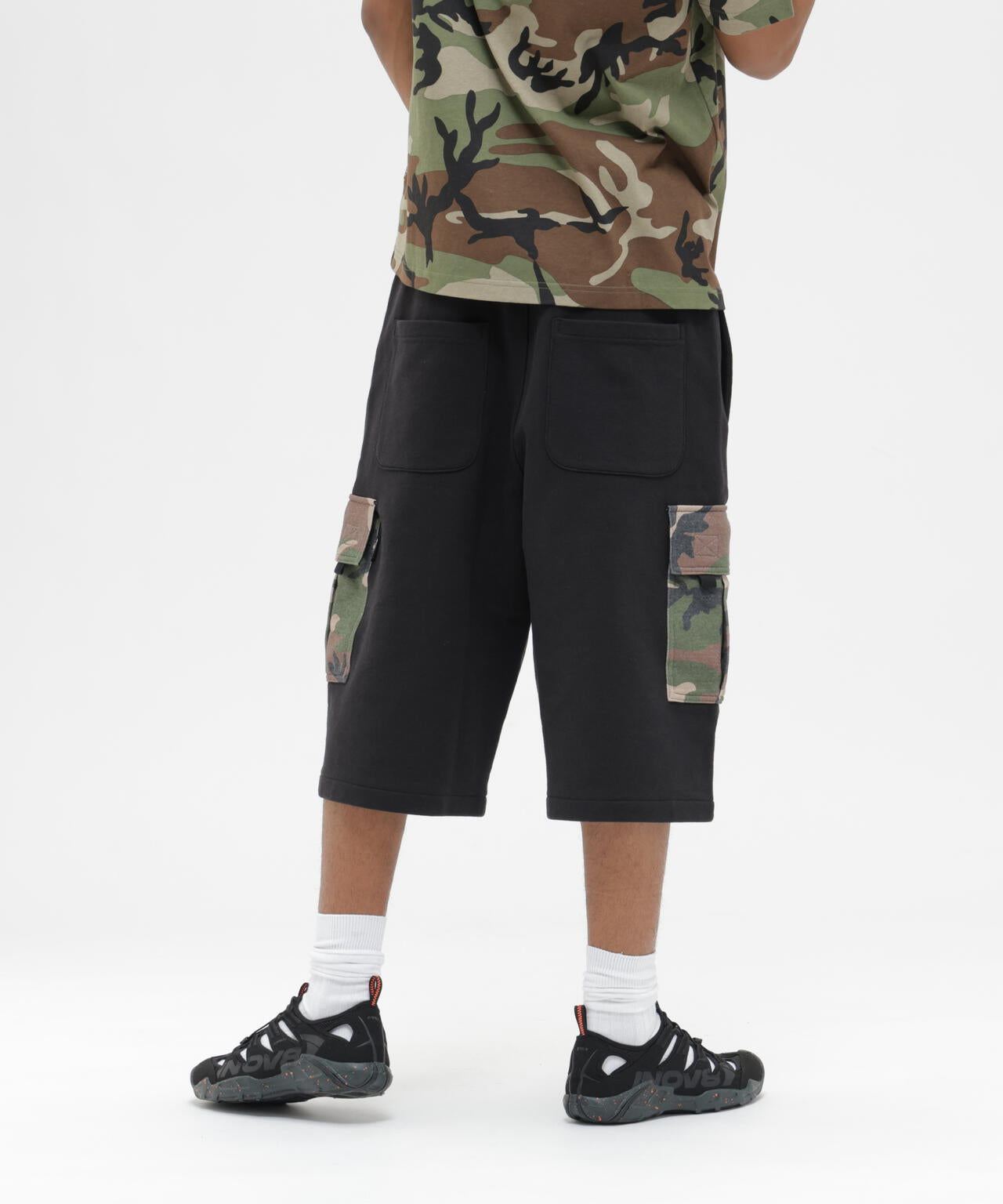 SWEAT CAMO CARGO SHORTS | AVIREX（アヴィレックス） ｜【公式】通販
