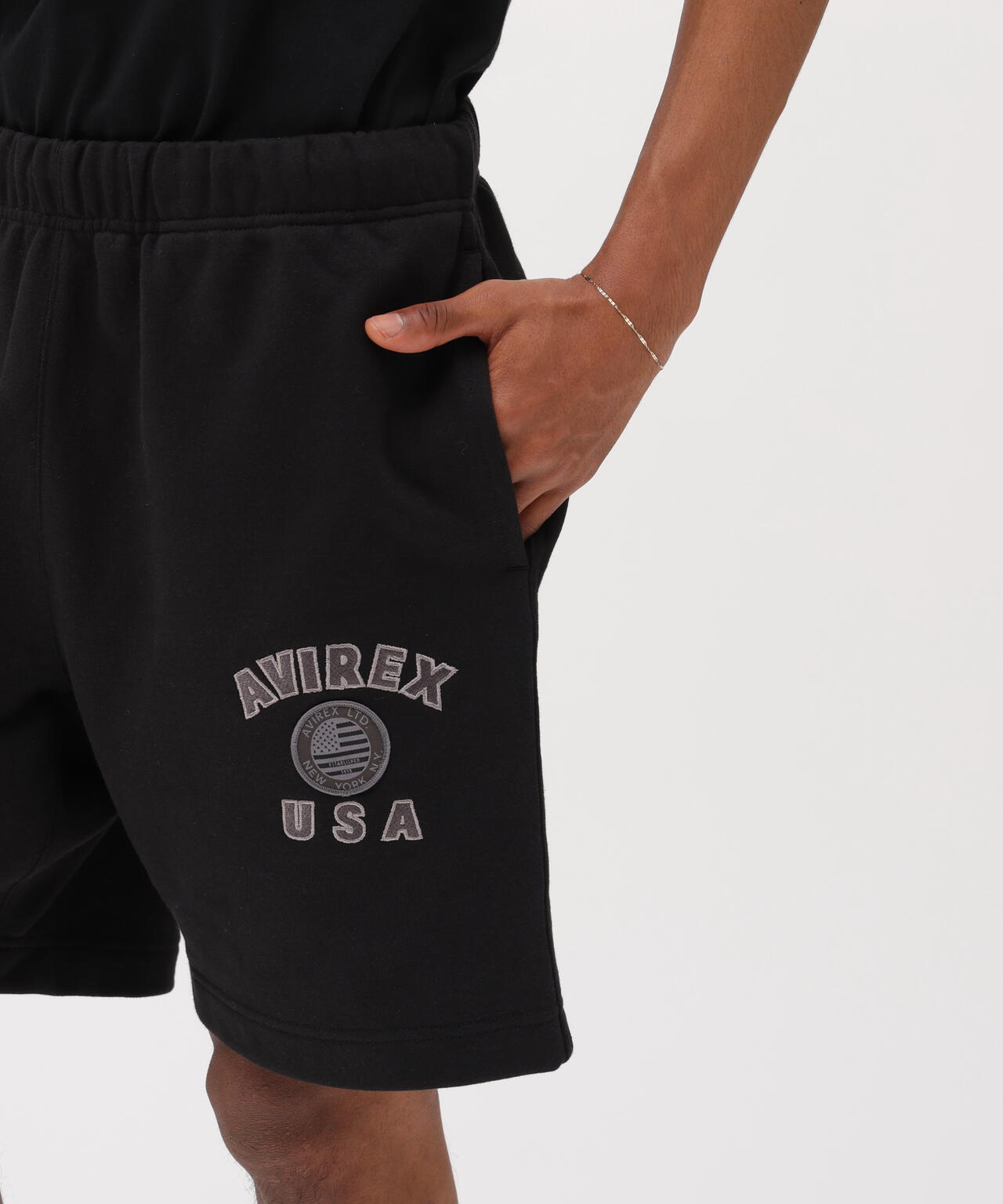 直営店限定》VARSITY FLAG SWEAT SHORTS | AVIREX（アヴィレックス