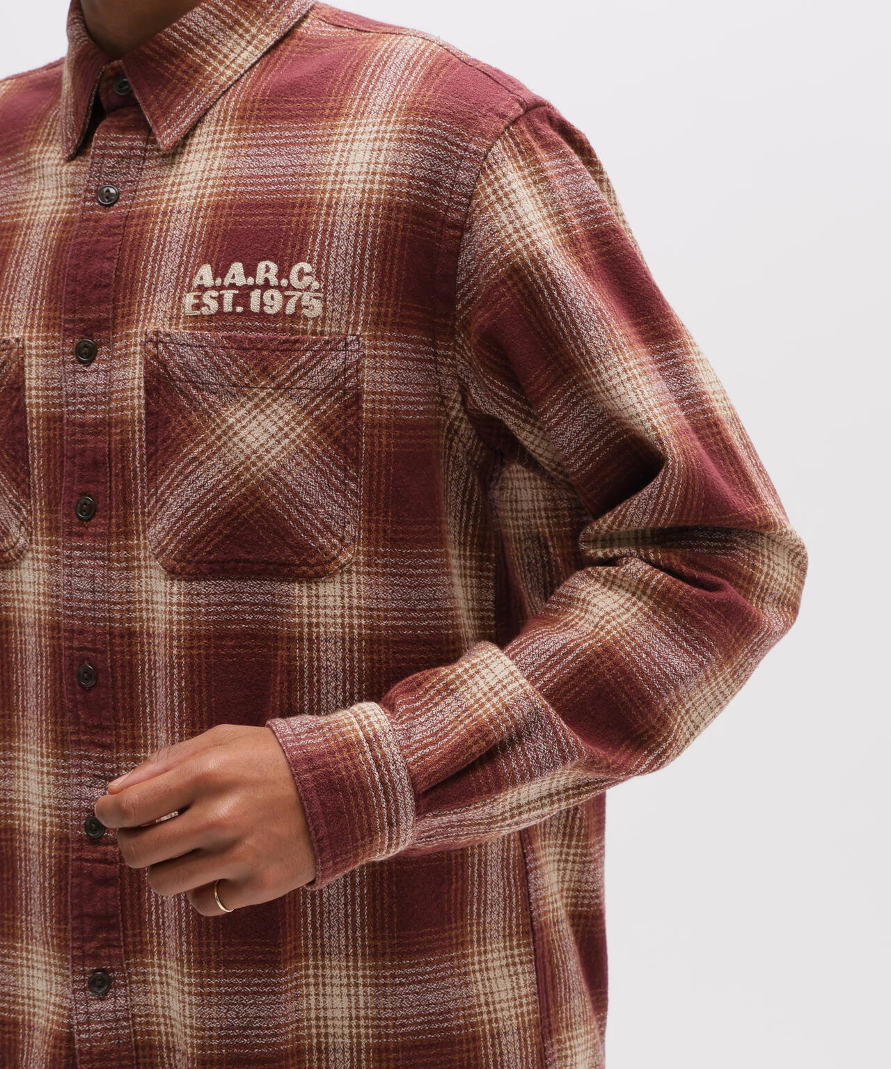《A.A.R.C》OMBRE CHECK EMB SHIRT
