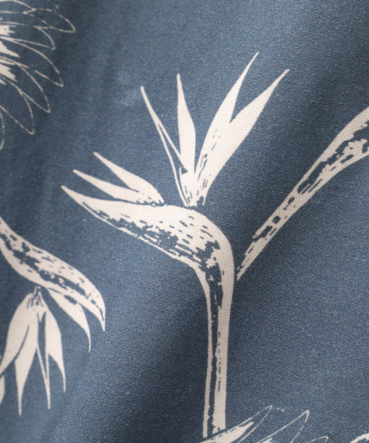 ALOHA SHIRT ”BIRD OF PARADISE FLOWER” | AVIREX（アヴィレックス