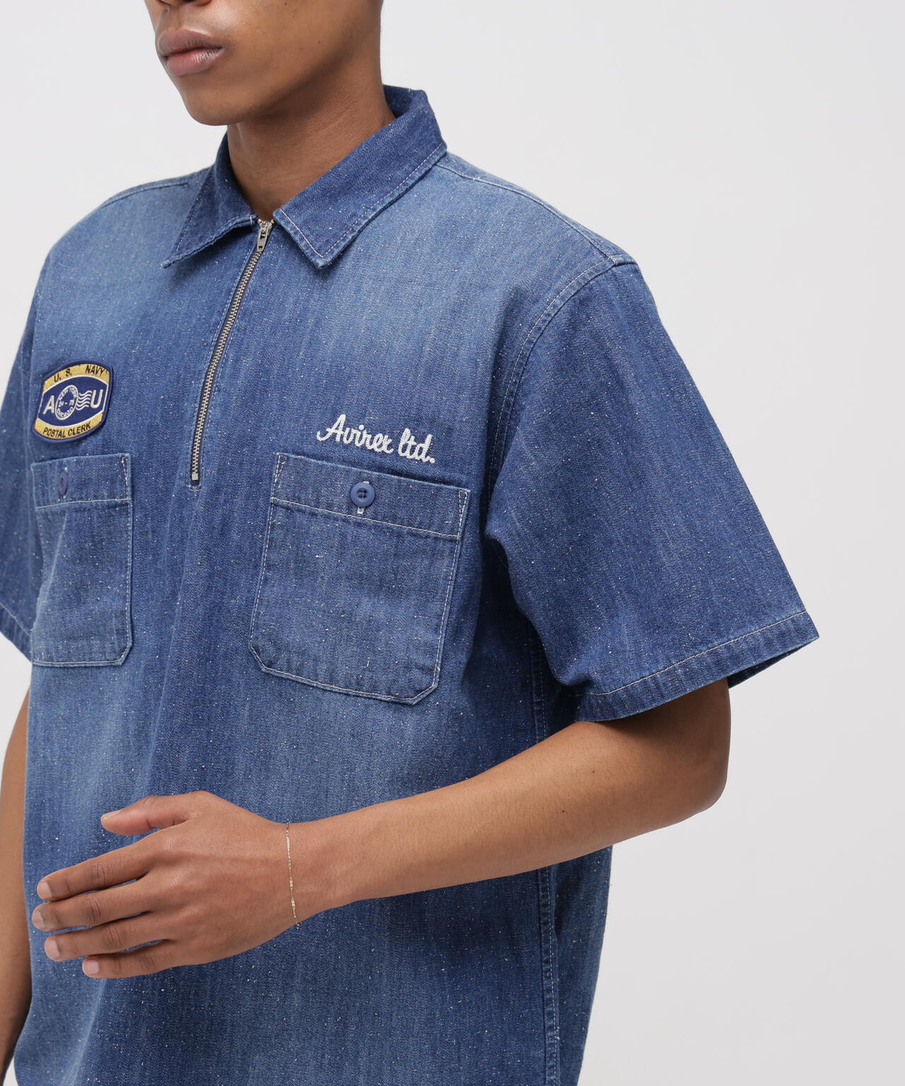 AVIREX × UNIVERSAL OVERALL》NAVY POSTAL HALF ZIP SHIRT | AVIREX