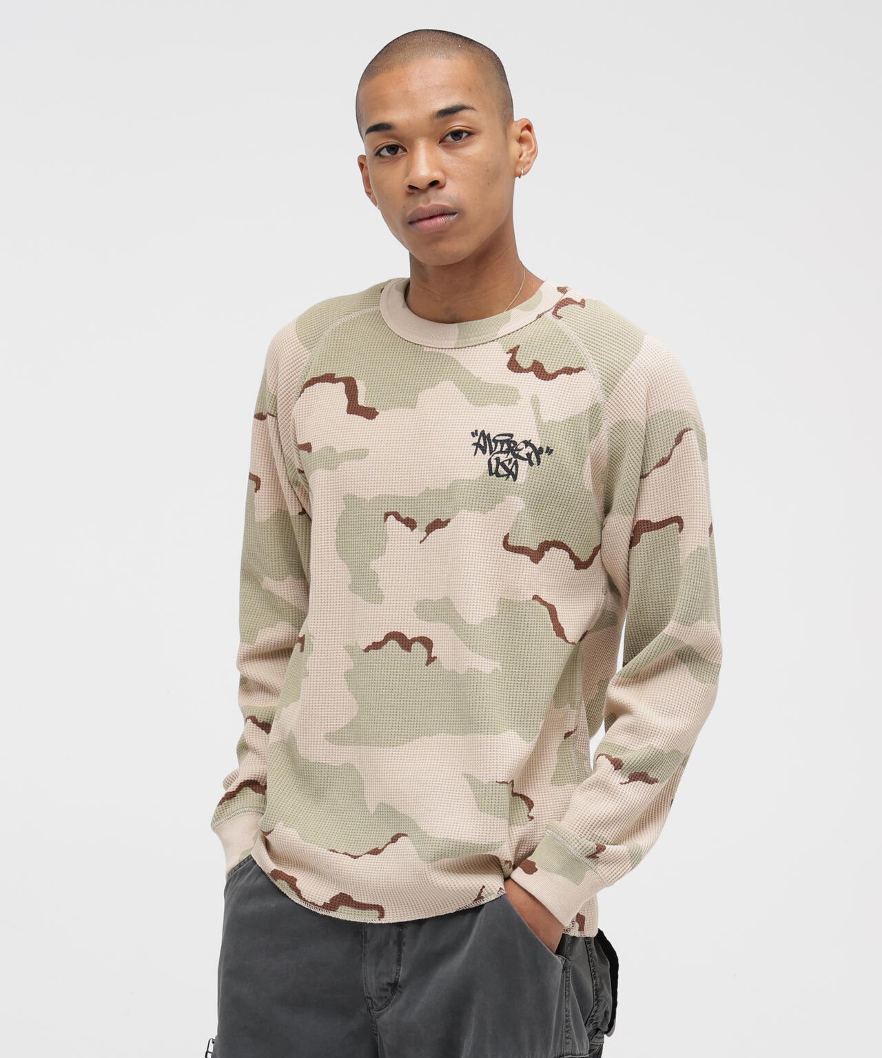 直営店限定》MINI WAFFLE CAMO RAGLAN L/S T-SHIRT | AVIREX
