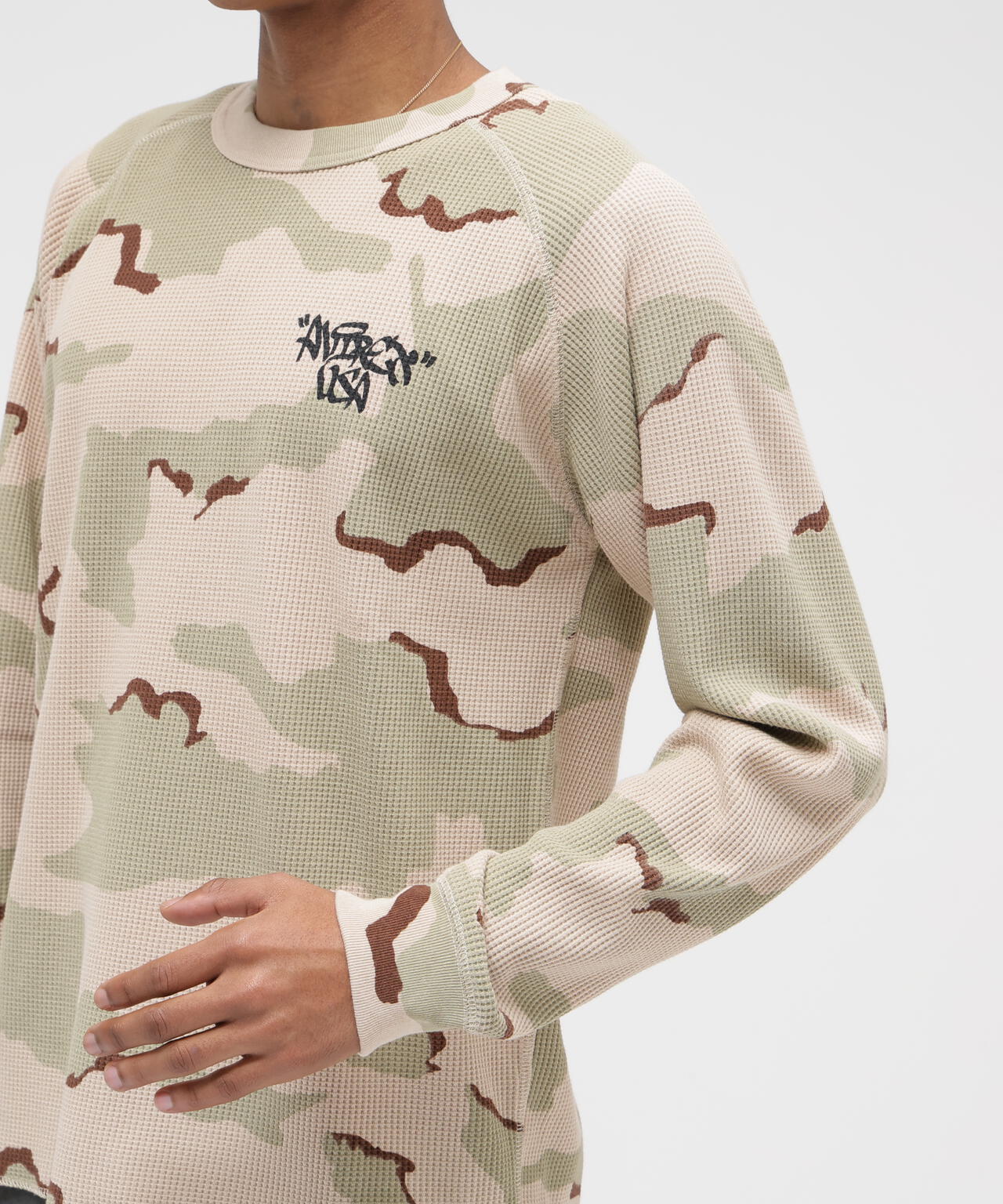 直営店限定》MINI WAFFLE CAMO RAGLAN L/S T-SHIRT | AVIREX