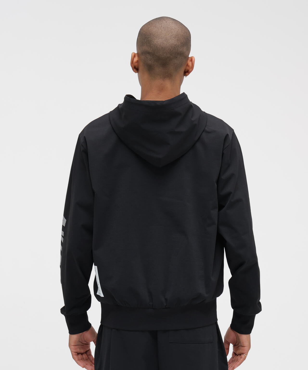 あみ　黒 DRYFLEX UTILITY ZIP HOODIE | AVIREX（アヴィレックス） ｜【公式