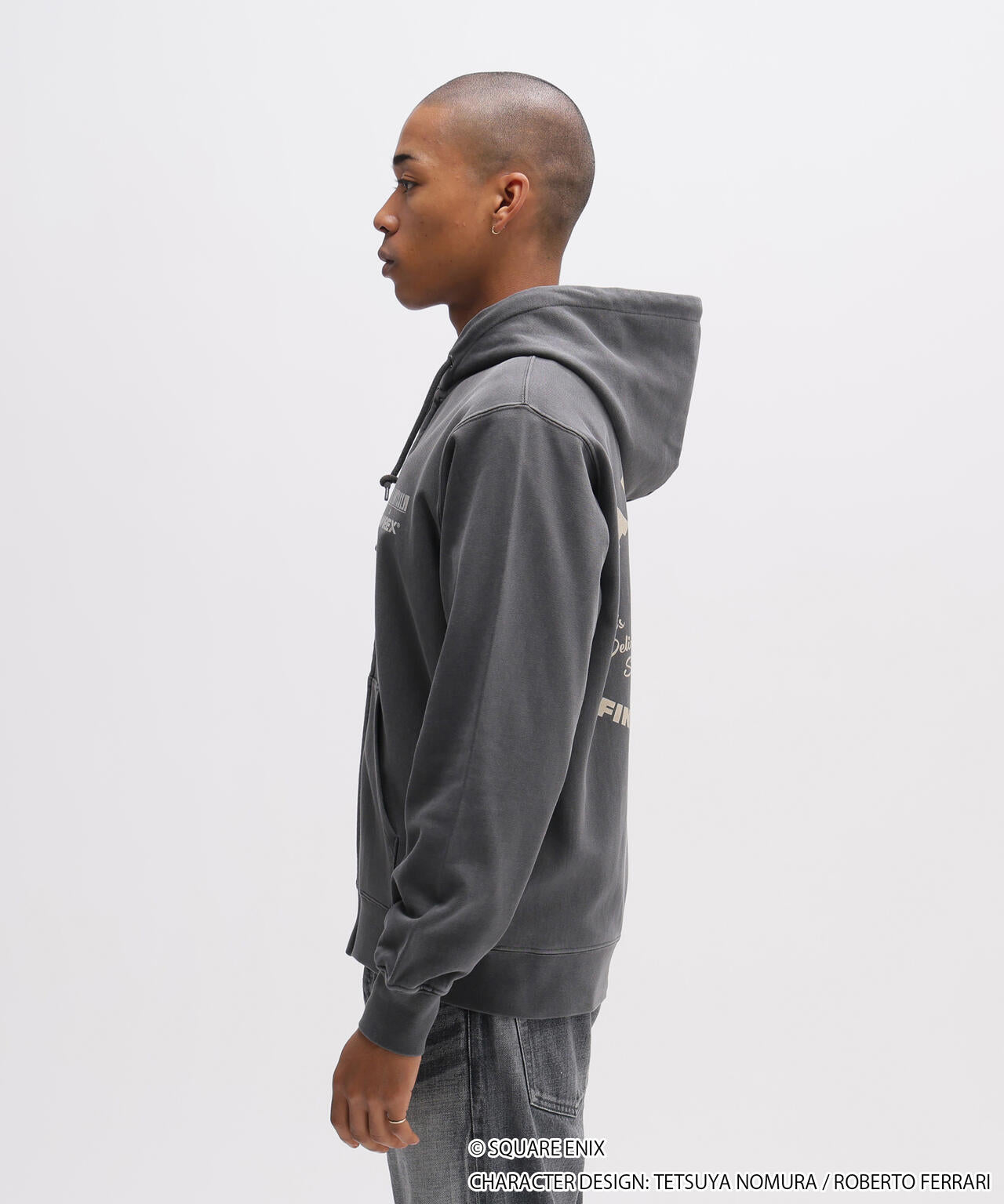 《AVIREX × FINAL FANTASY VII REMAKE》ZIP UP HOODIE ”CHOCOBO”