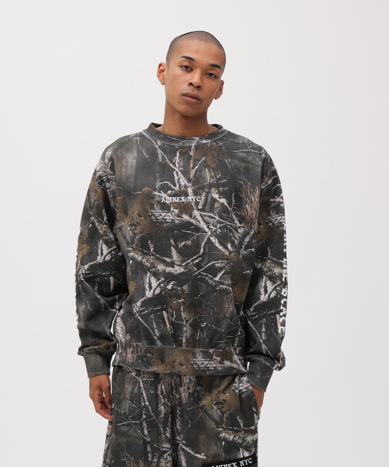 CREW NECK SWEAT ”REAL TREE CAMO” | AVIREX（アヴィレックス