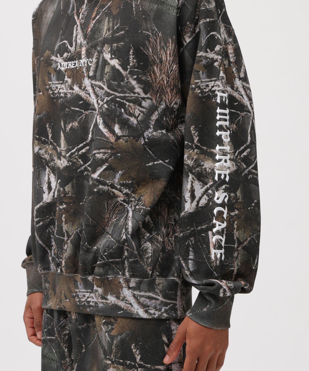 CREW NECK SWEAT ”REAL TREE CAMO” | AVIREX（アヴィレックス