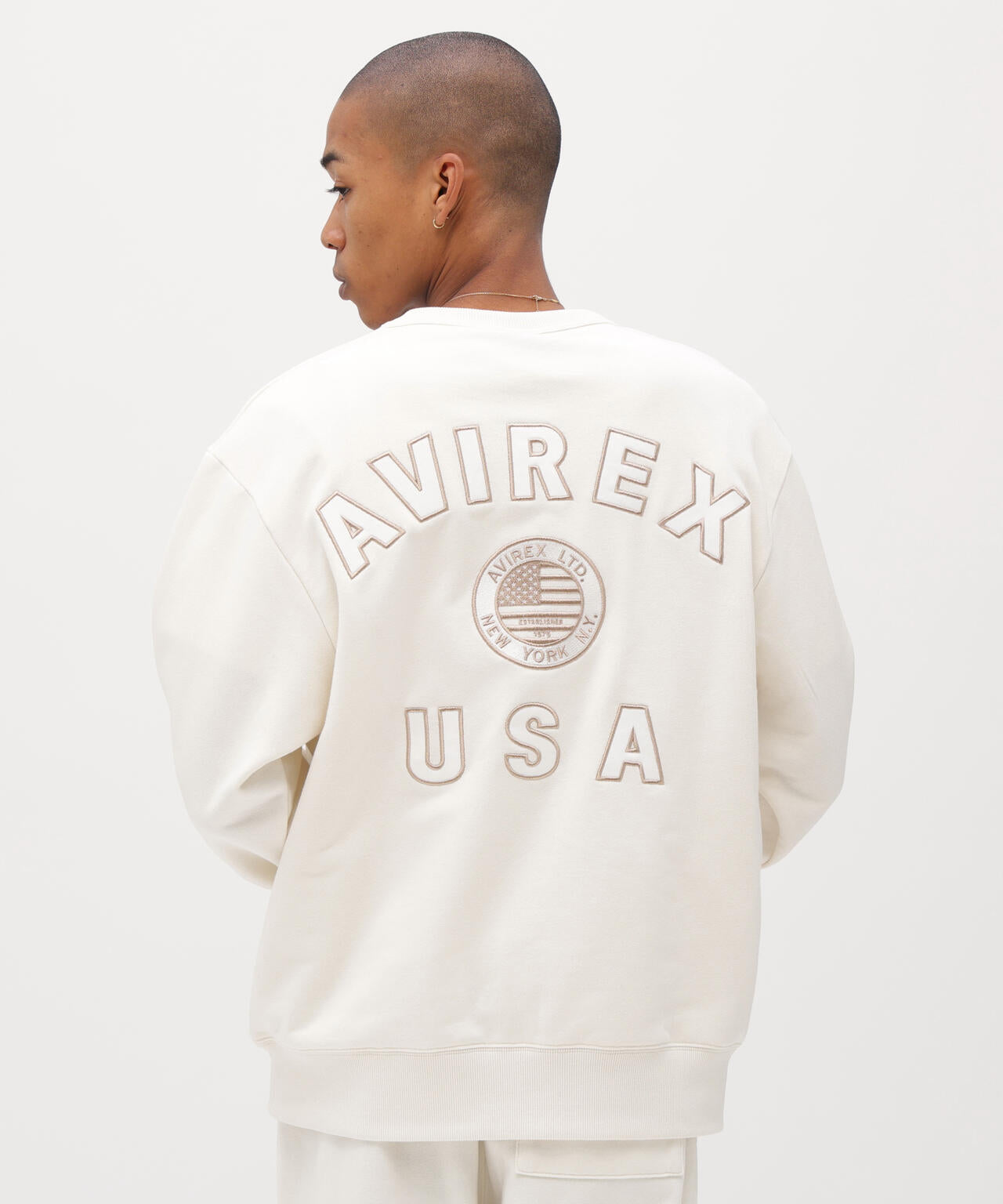 直営店限定》VARSITY FLAG CREW NECK SWEAT | AVIREX（アヴィレックス