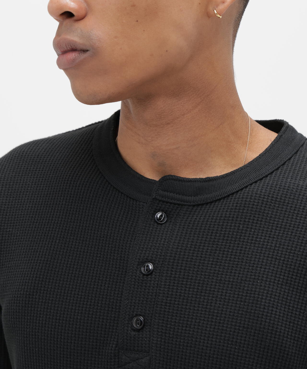 MINI WAFFLE HENLEY NECK T-SHIRT ”STENCIL” | AVIREX（アヴィレックス