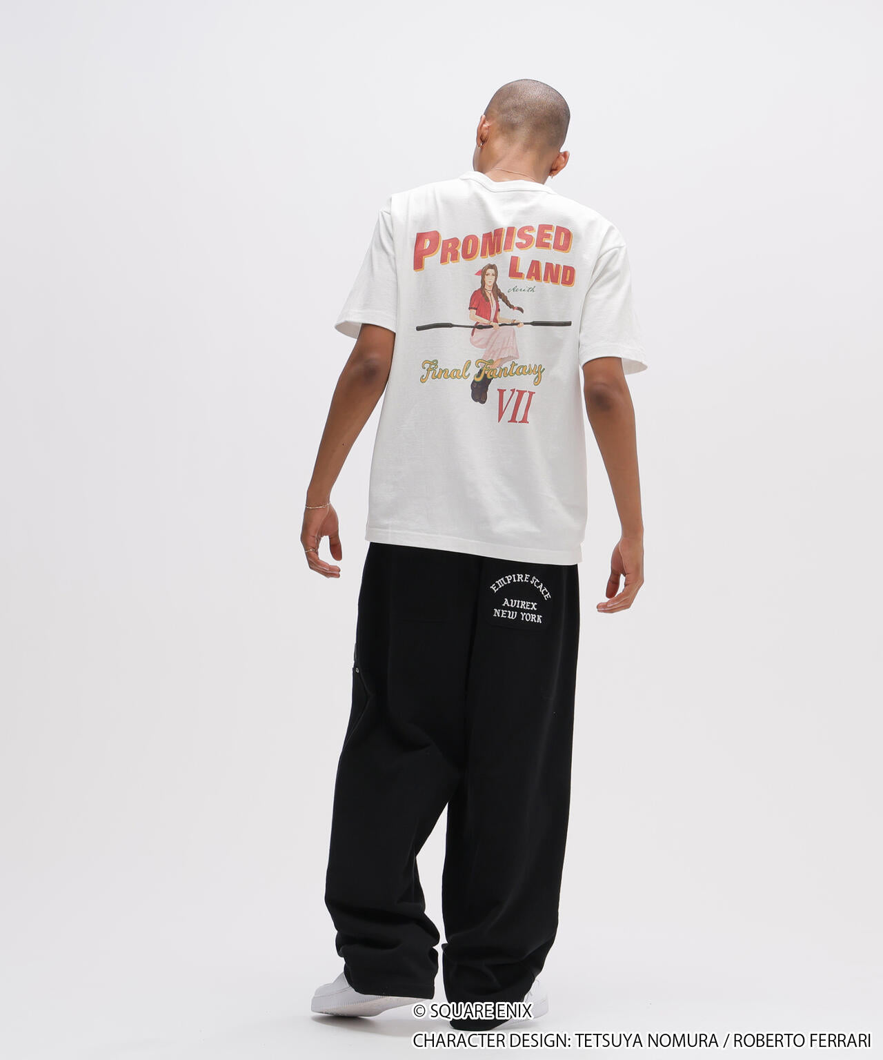 AVIREX × FINAL FANTASY VII REMAKE》PINUP T-SHIRT ”TIFA & AERITH