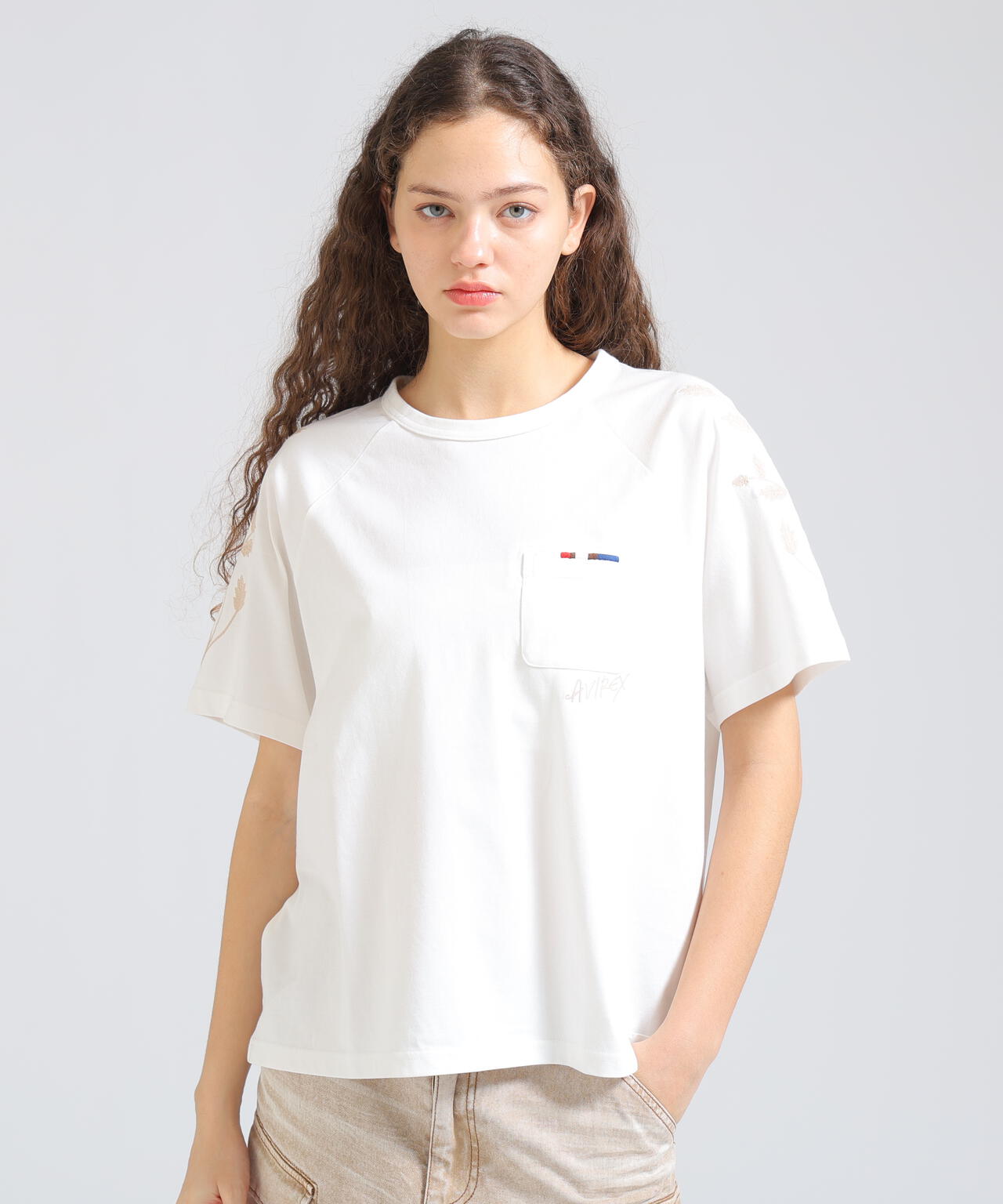 直営店限定》HAND STITCHED STYLE T-SHIRT | AVIREX（アヴィレックス