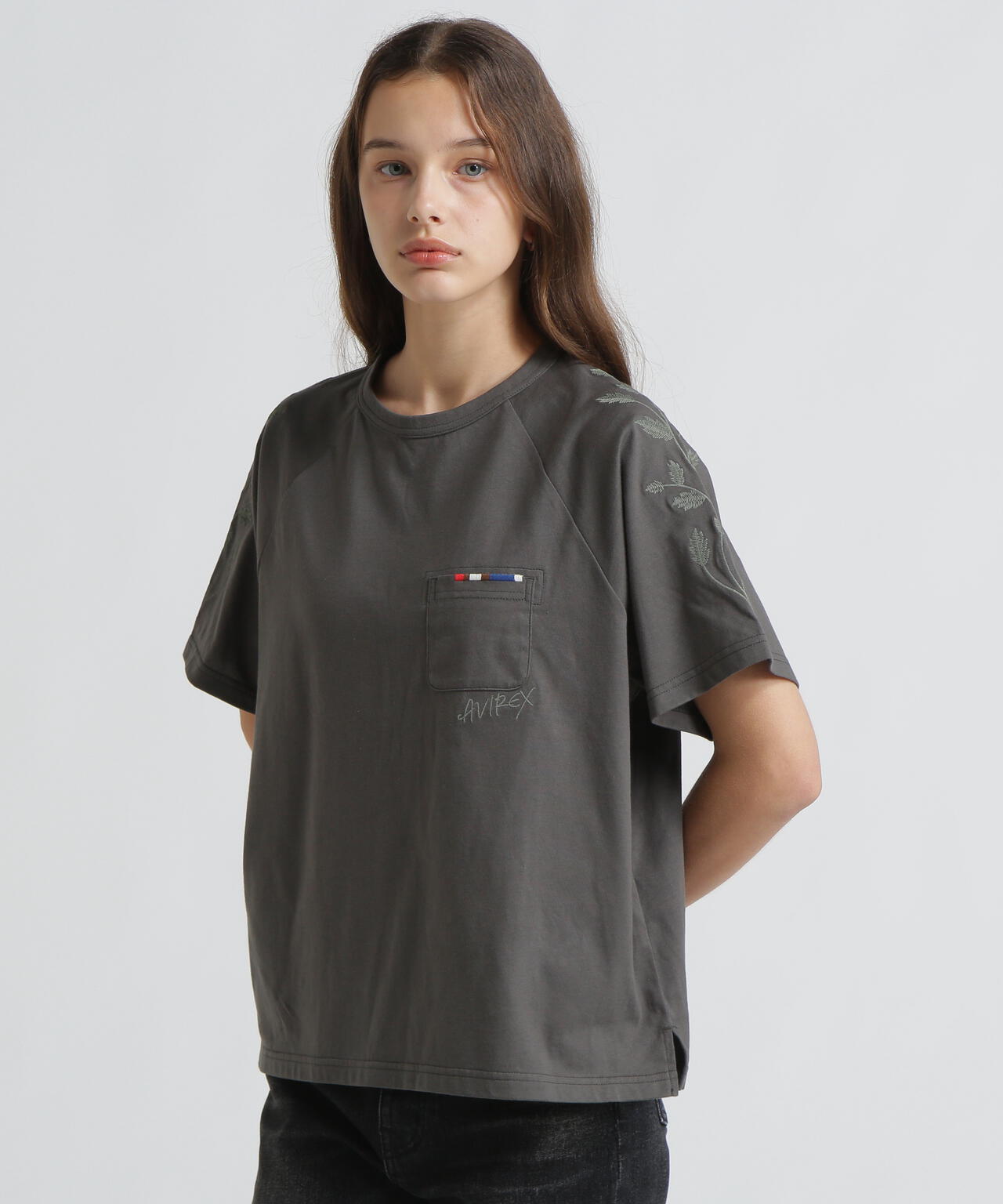 《直営店限定》HAND STITCHED STYLE T-SHIRT