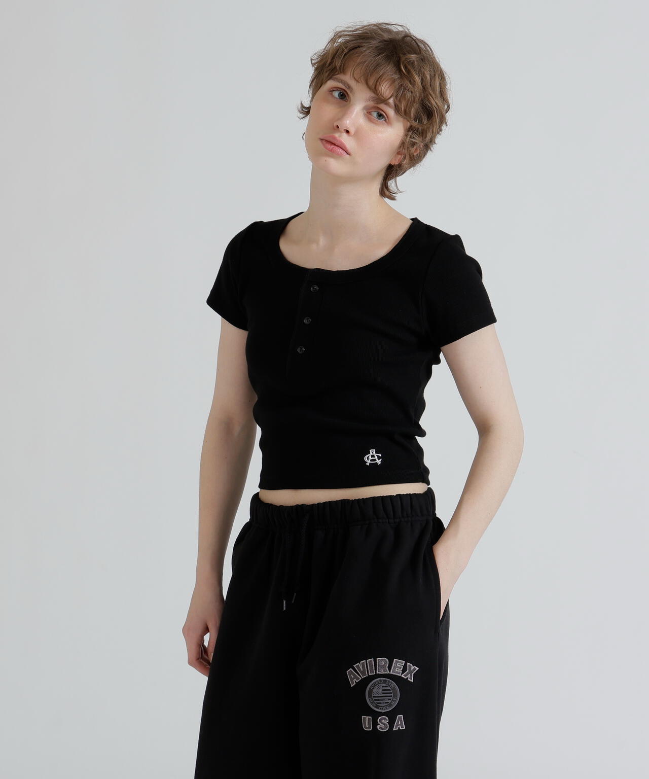 直営店限定》S/S AC RIB HENLY T-SHIRT | AVIREX（アヴィレックス