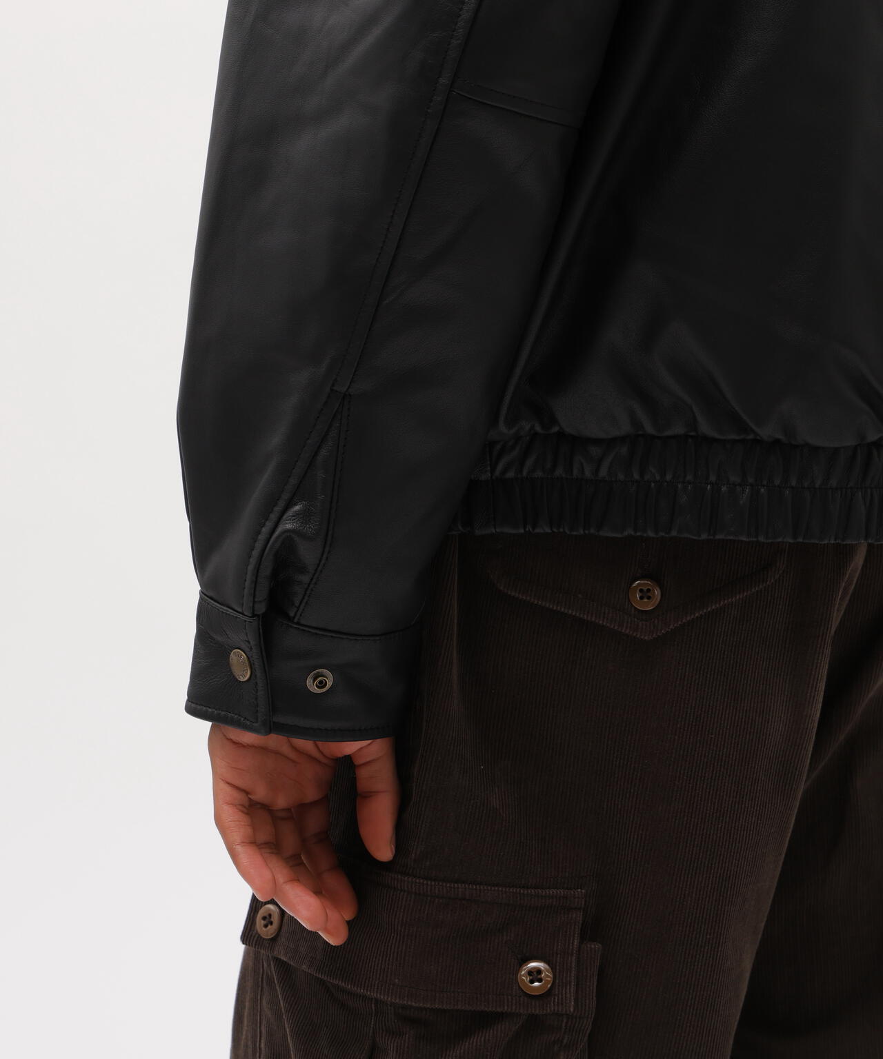 《AVIREX × Eddie Bauer》LIGHT LEATHER BOMBER JACKET