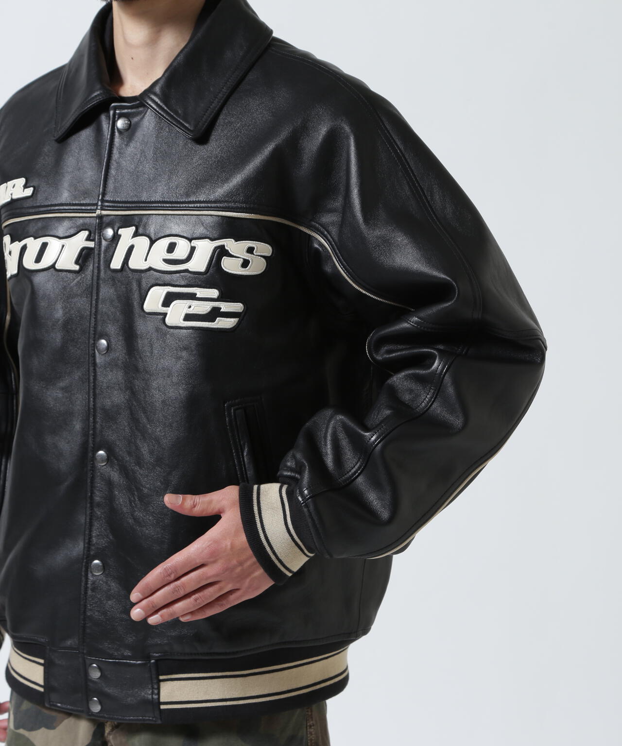 《AVIREX × MR.BROTHERS CUT CLUB》VARITY LEATHER JACKET