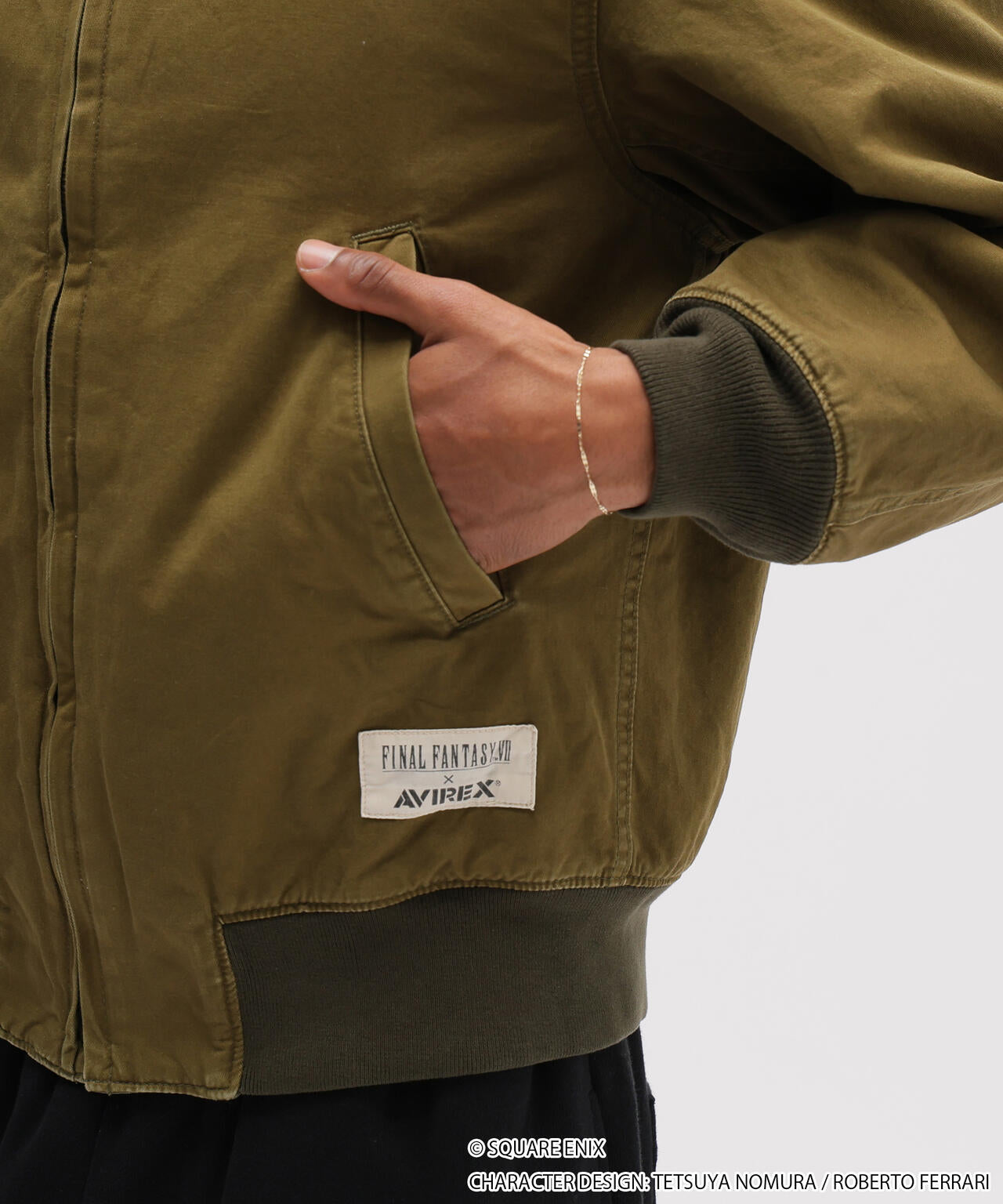 《AVIREX × FINAL FANTASY VII REMAKE》TANKERS ”STAMP DOG”