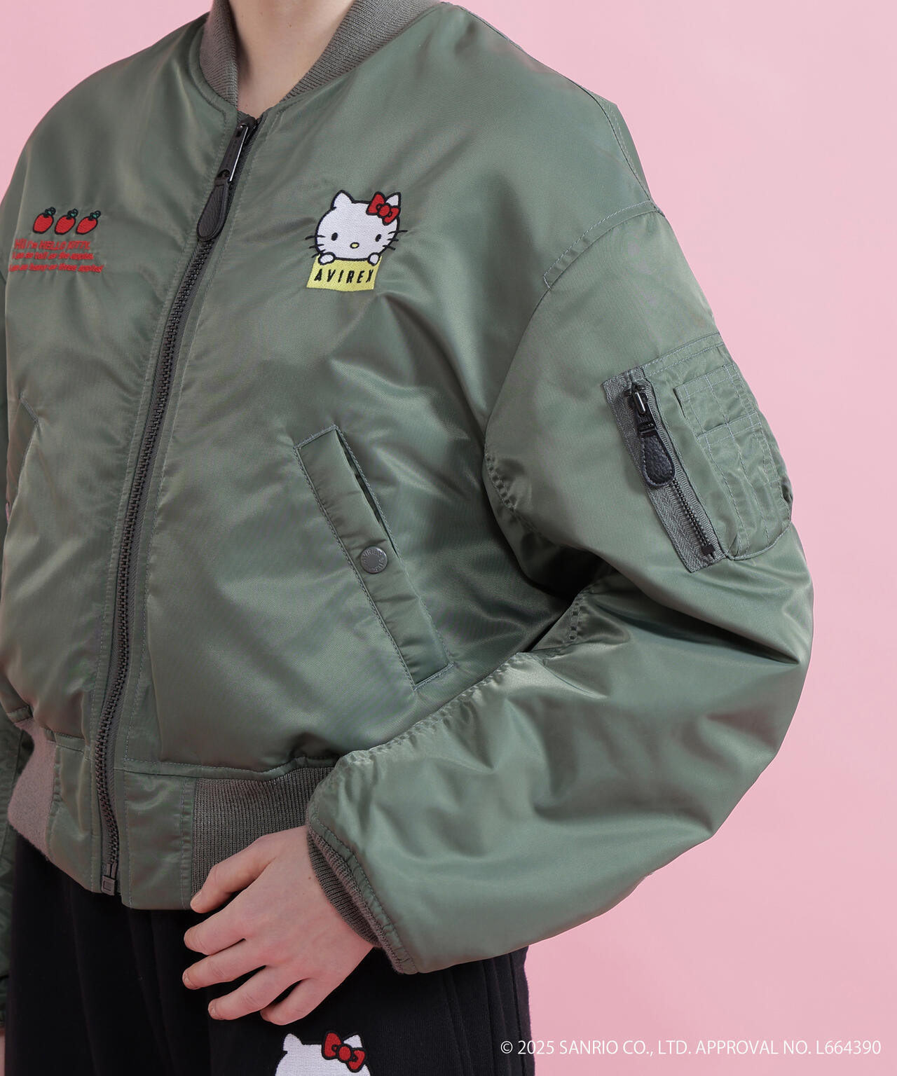 《AVIREX×HELLO KITTY》MA-1