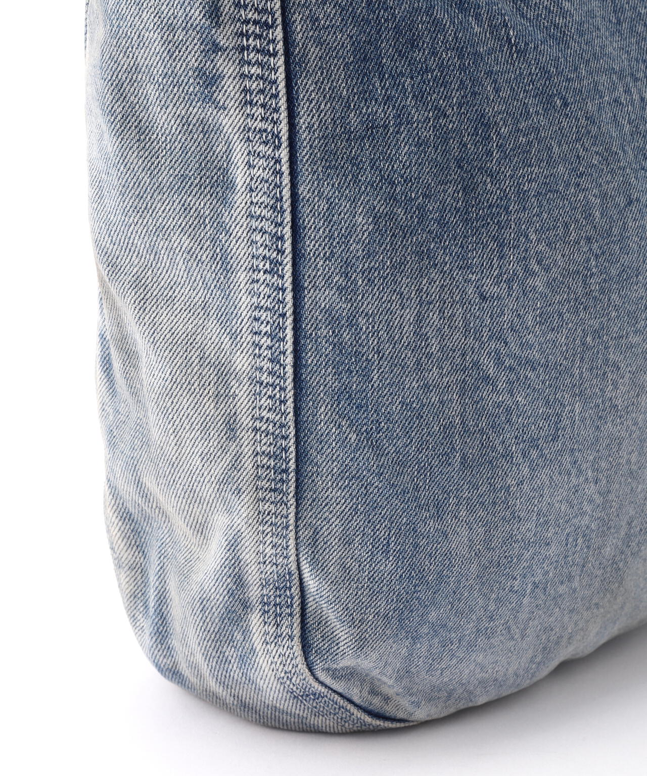 《AVIREX｜MOANDMO CLOTHING》DENIM POSTMAN BAG