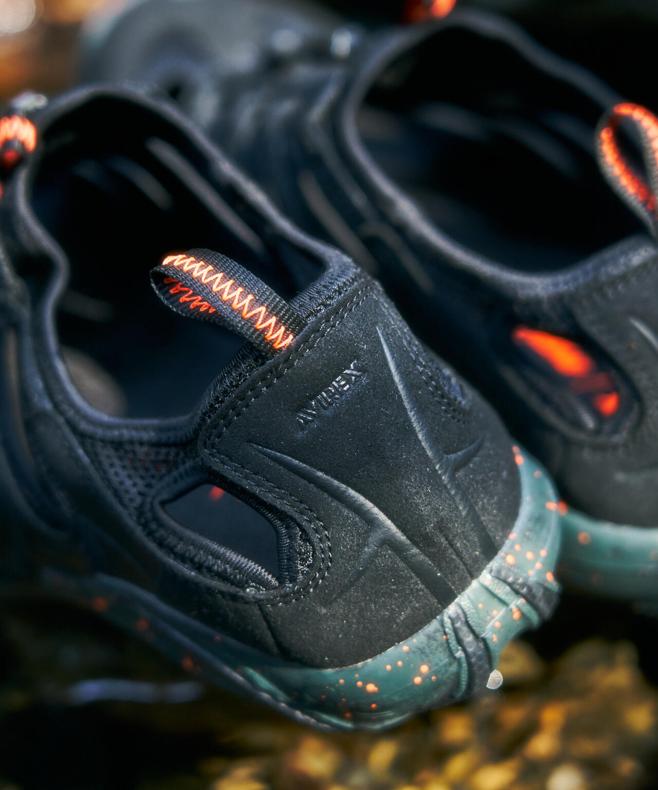 《AVIREX × INOV8》SANDAL / レコライト 190 UNI