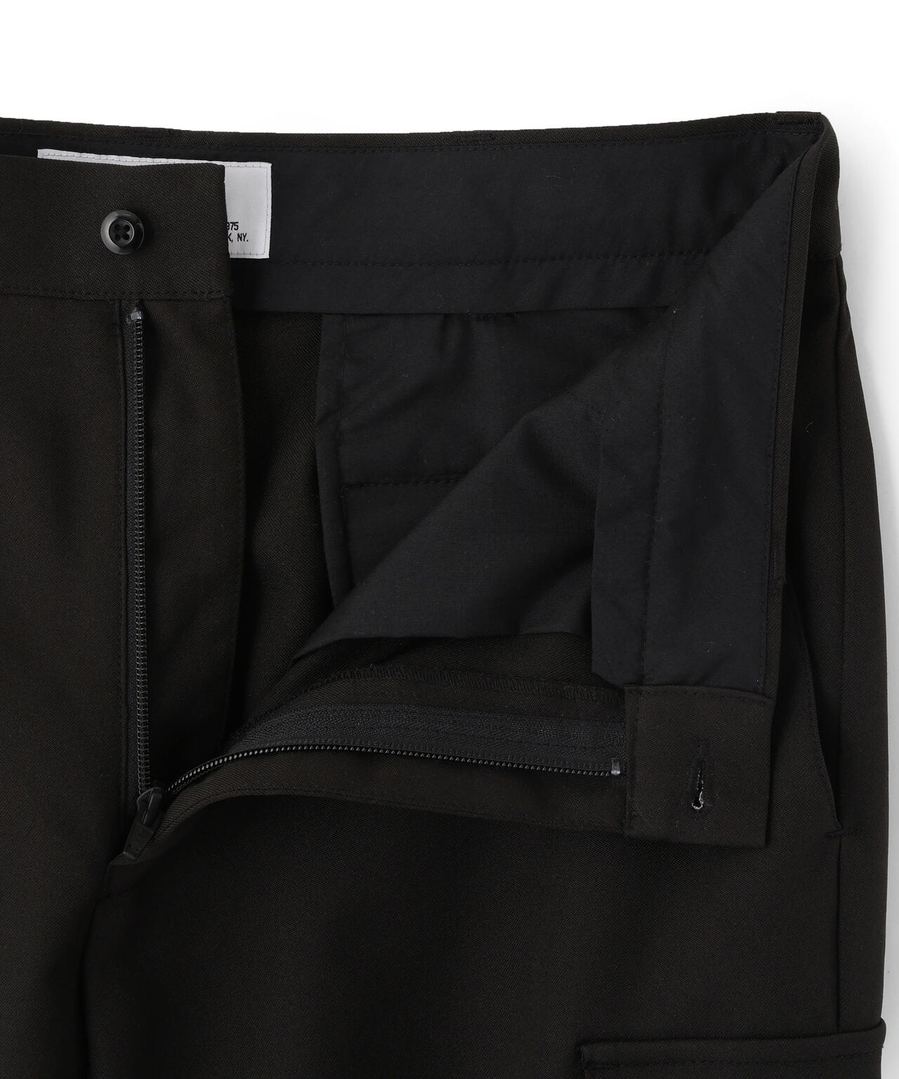 《NAVAL COLLECTION》URBAN-TUNED CARGO PANTS