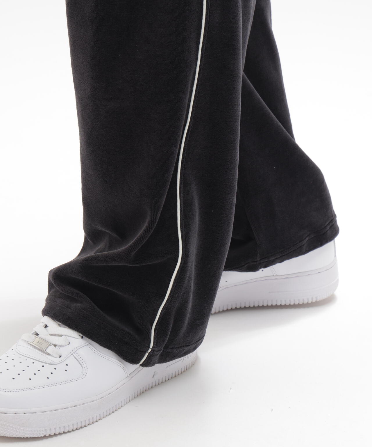 VELOUR TRACK PANTS | AVIREX（アヴィレックス） ｜【公式】通販mix