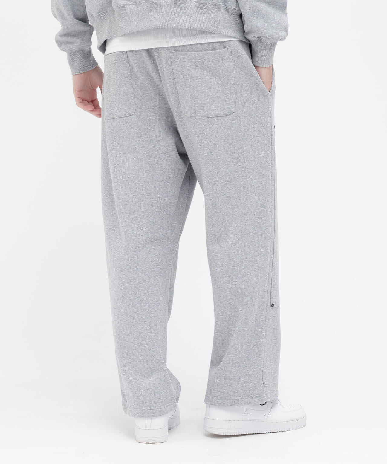 直営店限定》SWEAT PANTS ”SELECTED AUTHORITY” | AVIREX