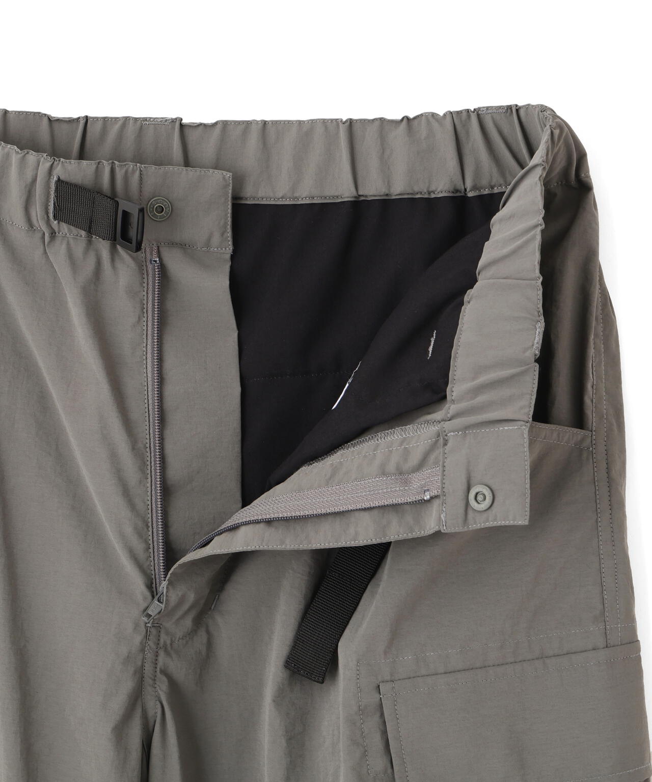 《URBAN GEAR》HEAT SHIELD NYLON CARGO PANTS