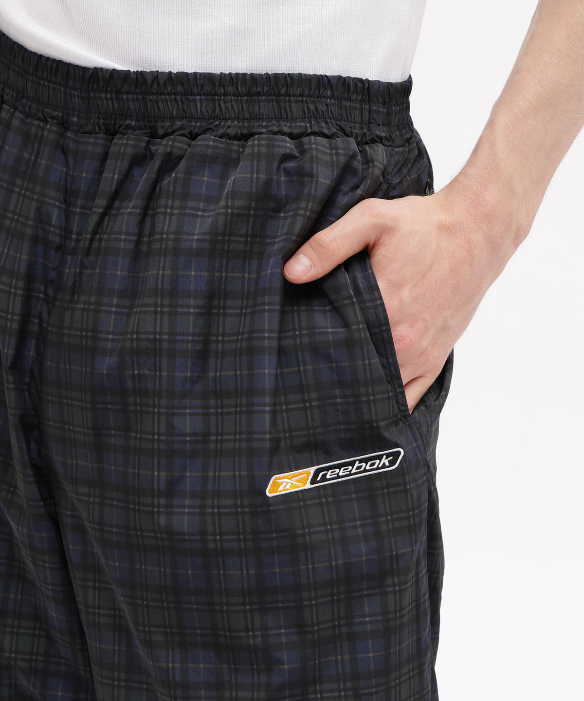 《AVIREX × Reebok》TRAINING PANTS ”MODERN SAGE COLLECTION”