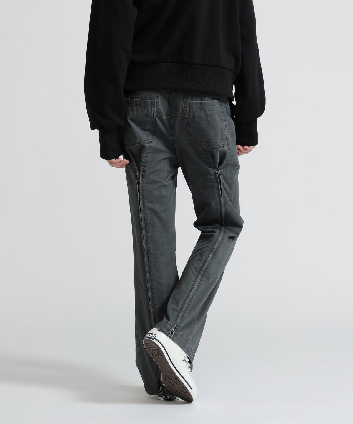 《NAVAL COLLECTION》POCKET DETAILE PANTS