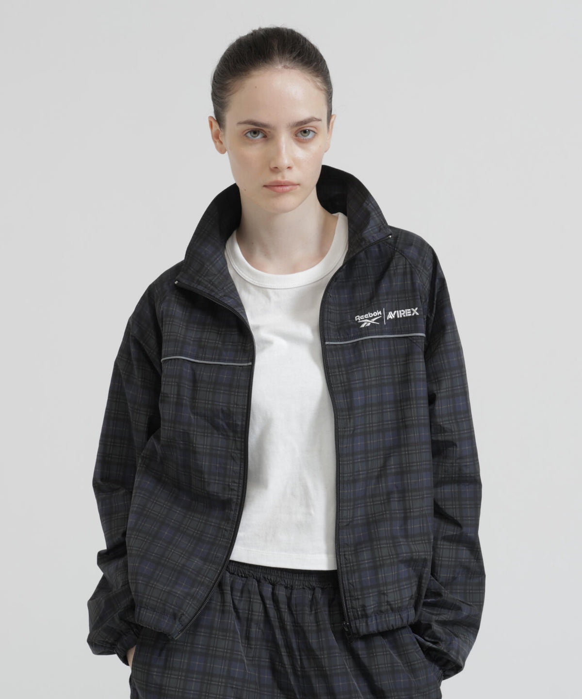 《AVIREX × Reebok》TRAINING JACKET ”MODERN SAGE COLLECTION”
