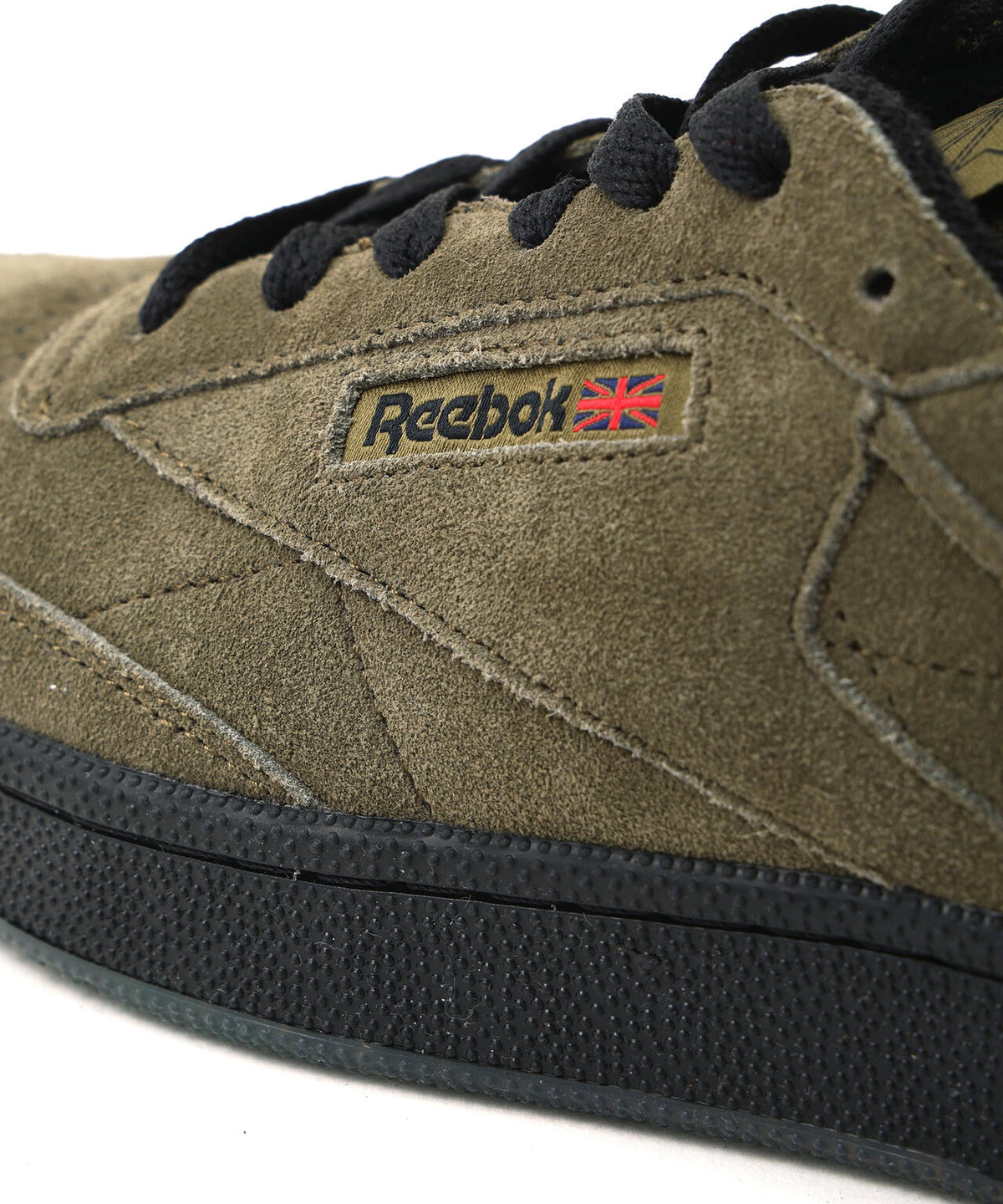 《AVIREX × Reebok》CLUB C ”MODERN SAGE COLLECTION”