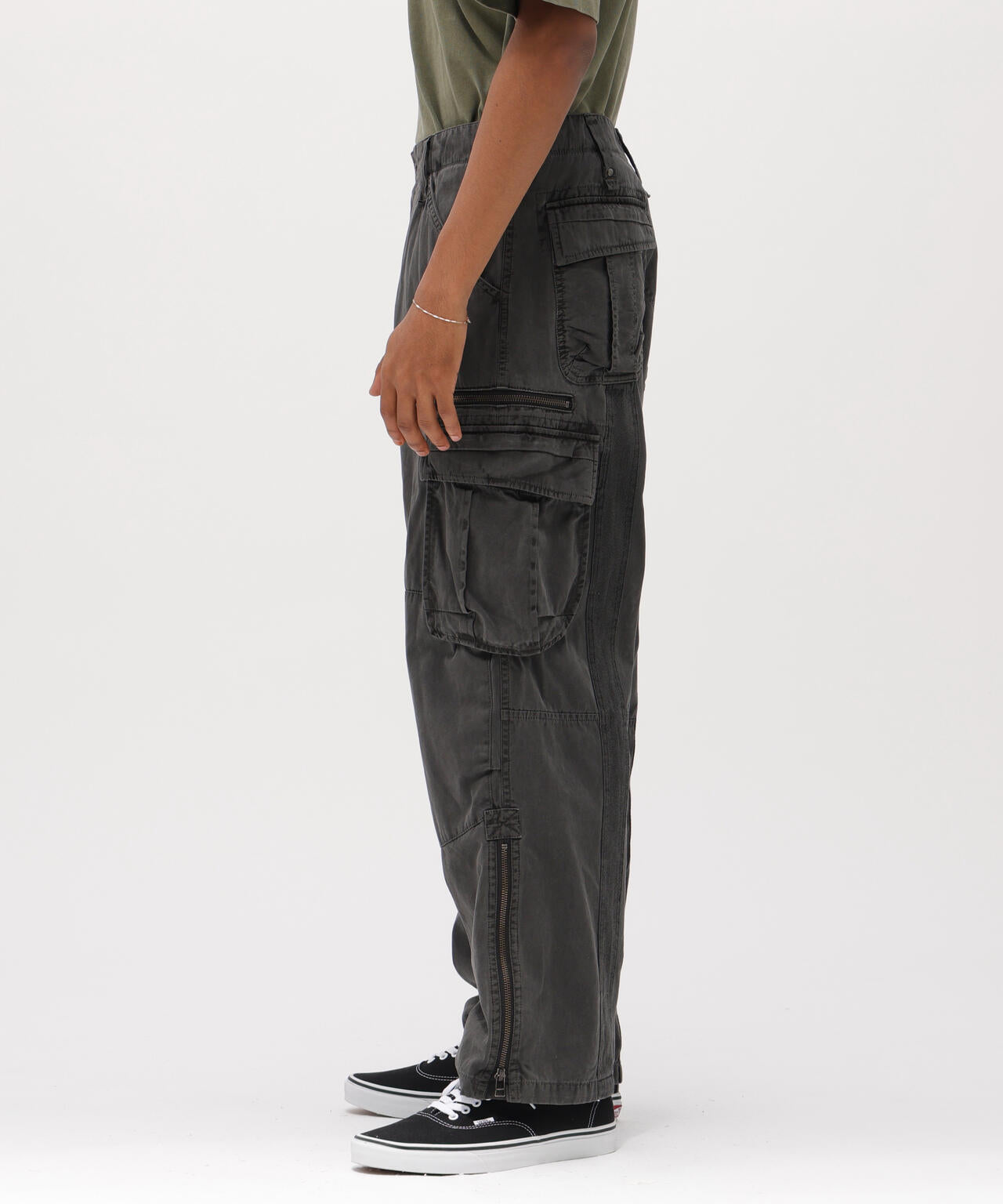 PIGMENT TAPING CARGO PANTS