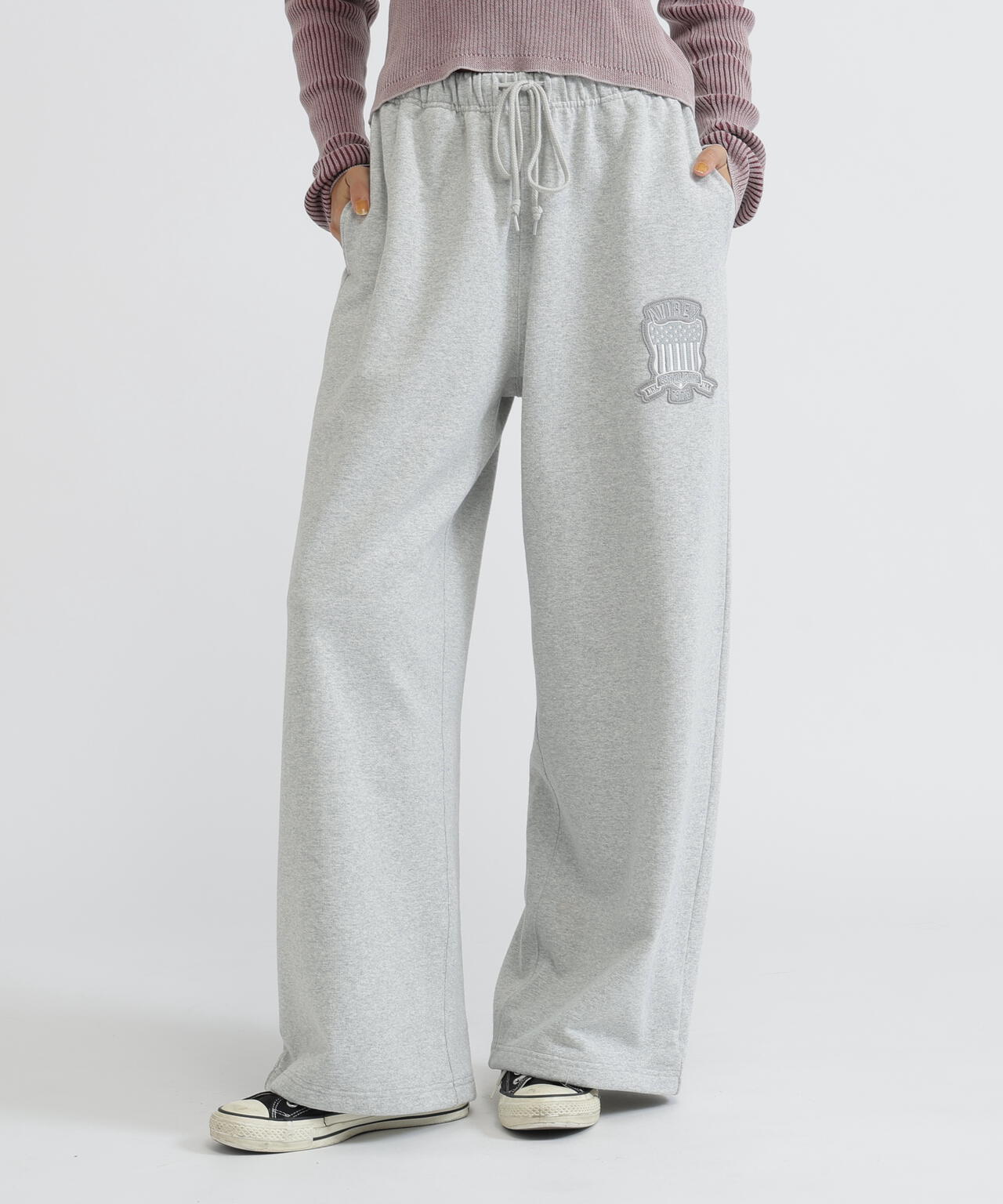 WOMAN》SIGNATURE VARSITY LOGO SWEAT PANTS | AVIREX（アヴィレックス
