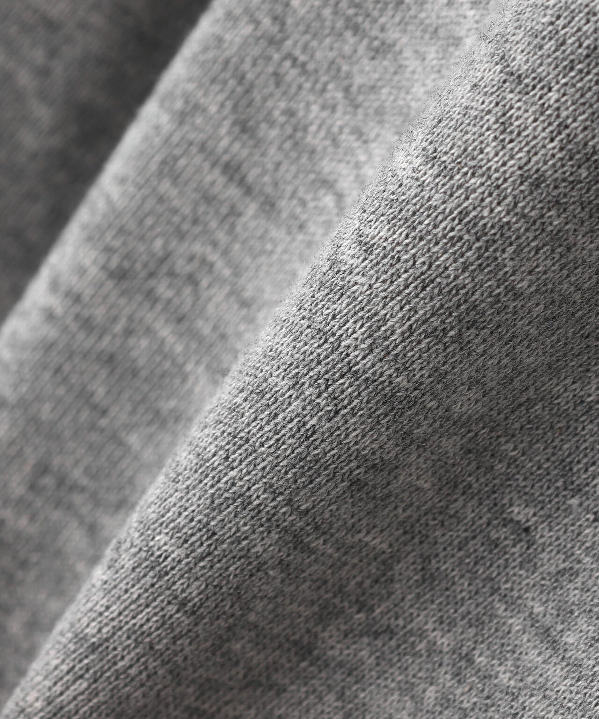 《DAILY/デイリー》LOGO PULLOVER HOODIE
