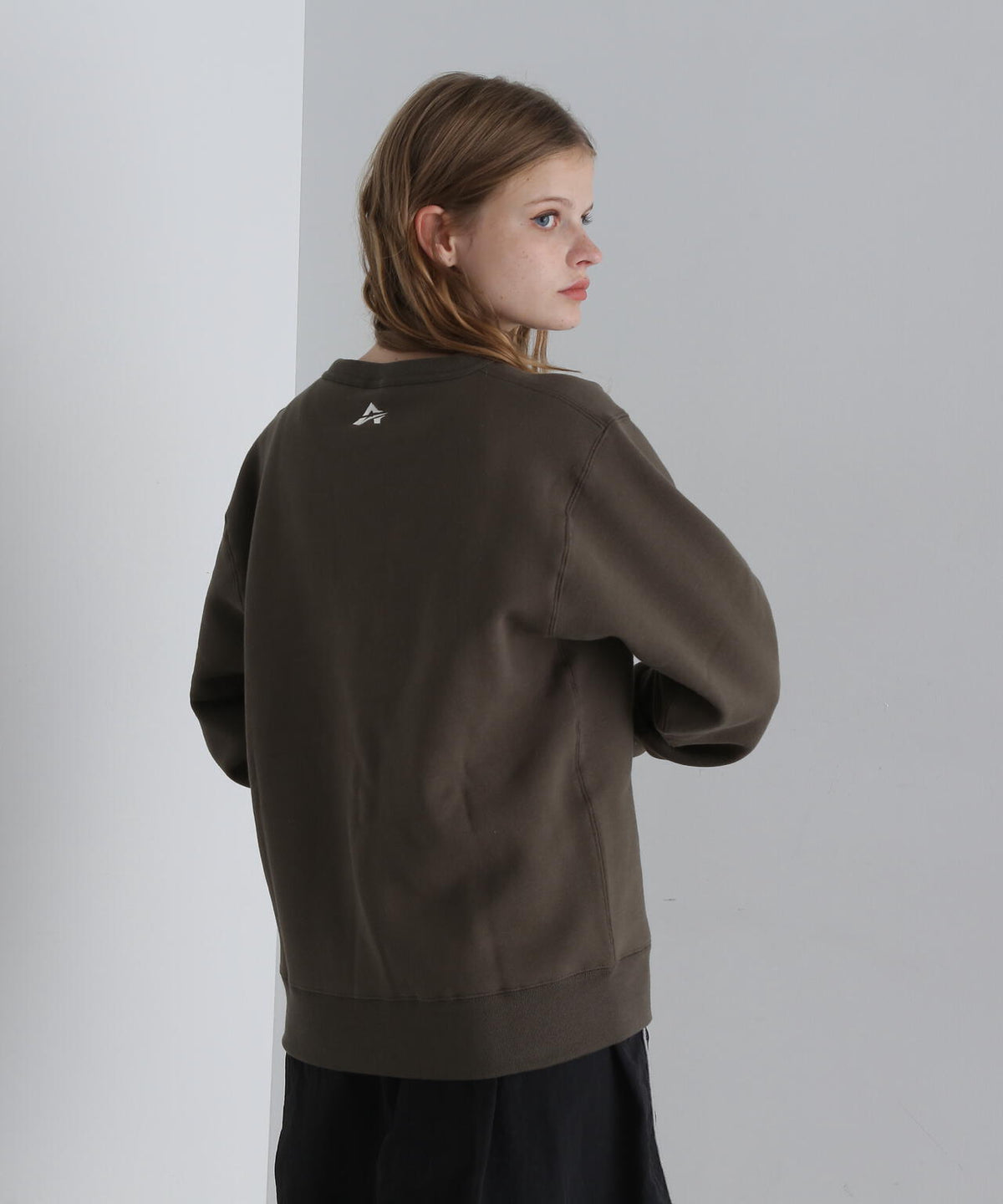《WEB&DEPOT限定》LOGO CREW SWEAT