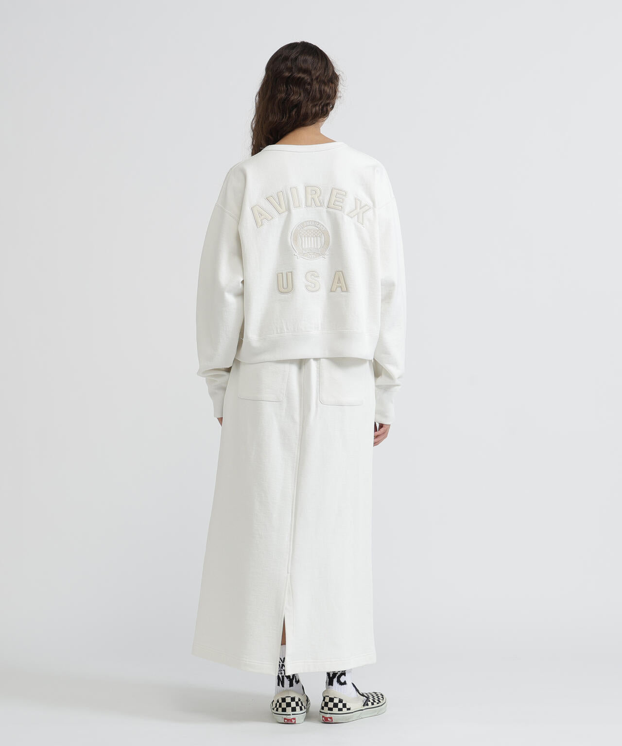 最小サイズ34！激レアカラーホワイトアイボリー！AVIREX アヴィレックス WOMAN》SIGNATURE VARSITY LOGO SWEAT | AVIREX（アヴィレックス
