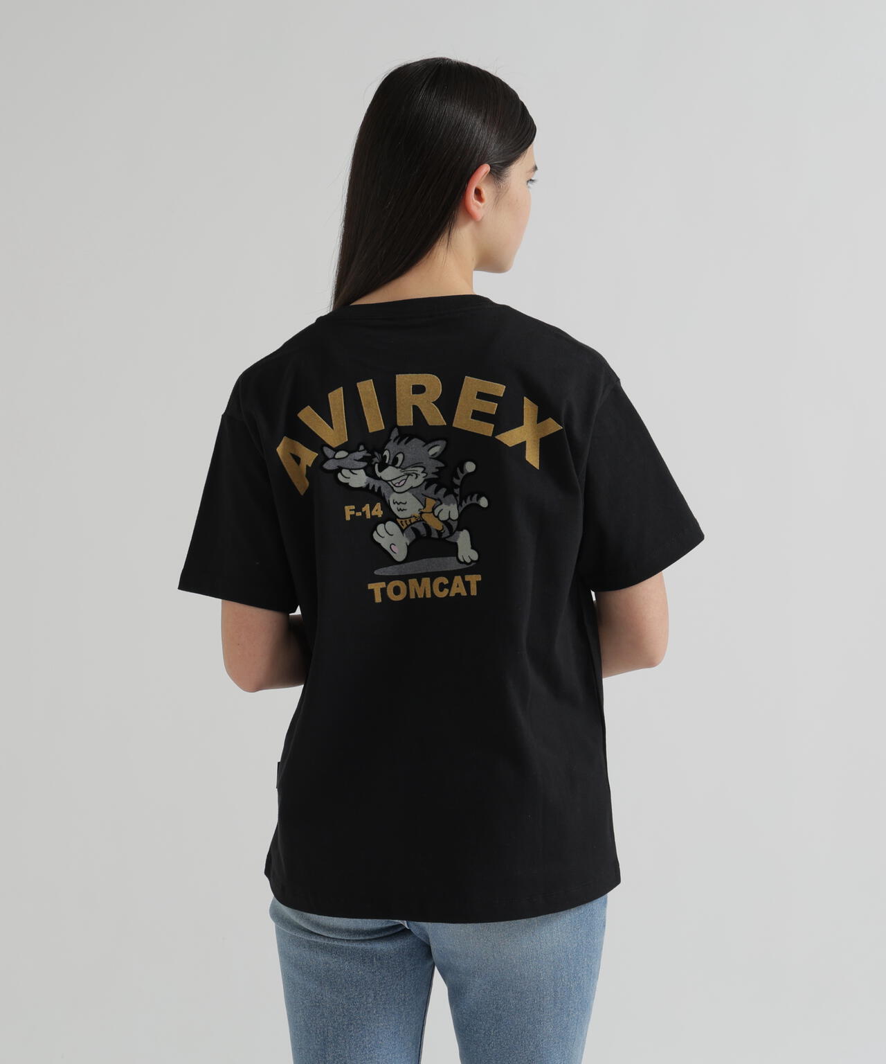 WEB&DEPOT限定》TOMCAT T-SHIRT | AVIREX（アヴィレックス） ｜【公式