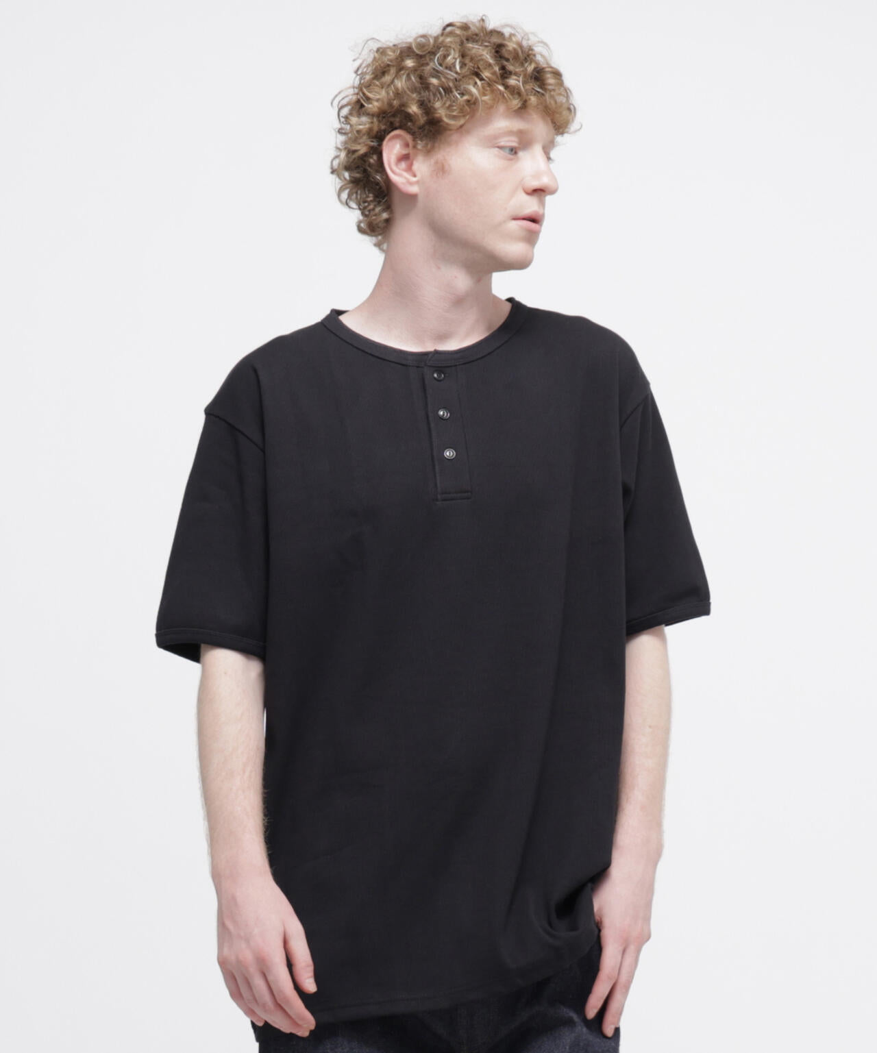 DAILY/デイリー》BIG SIZE RIB S/S HENLEY NECK T-SHIRT | AVIREX