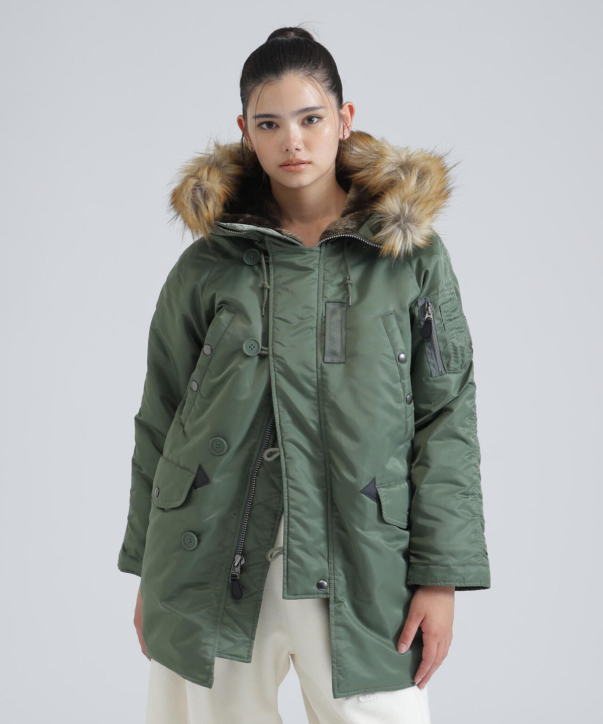 《WOMAN》N-3B COMMERCIAL