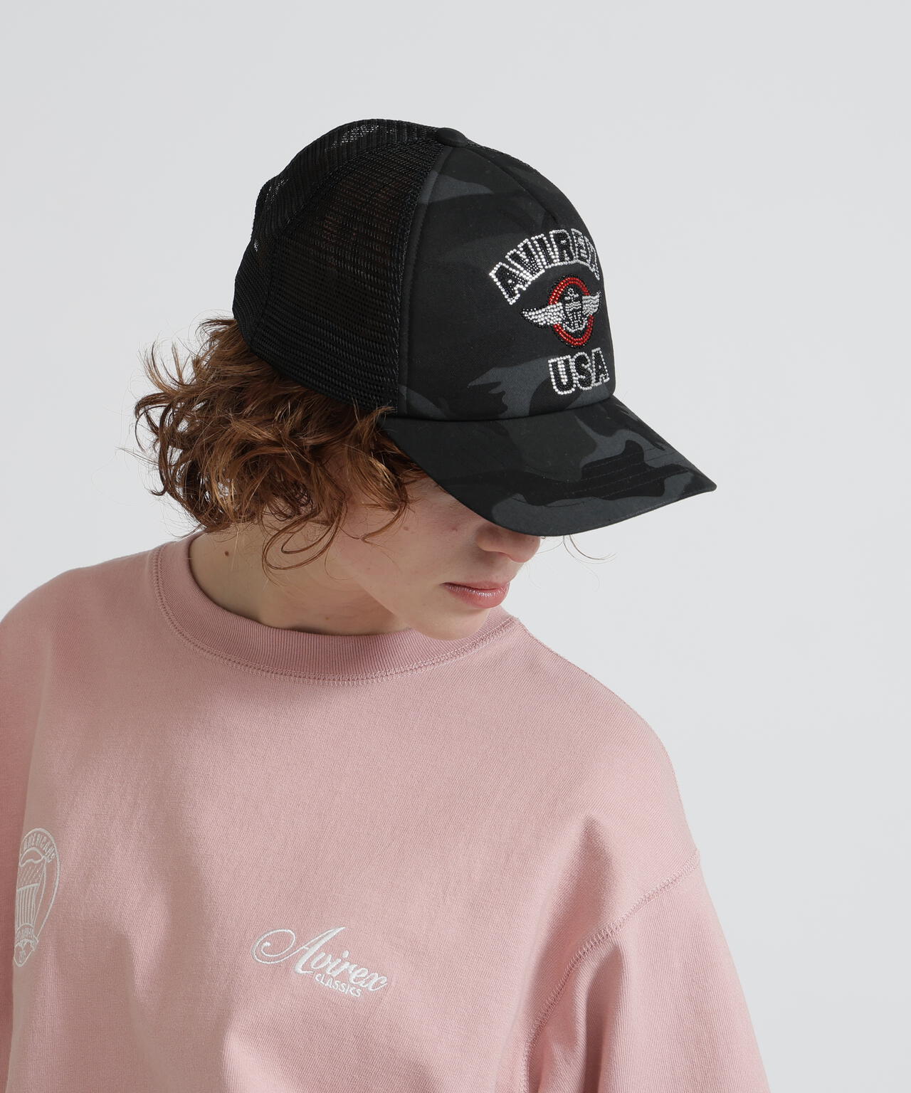 直営店限定】RHINESTONE VARSITY LOGO MESH CAP | AVIREX