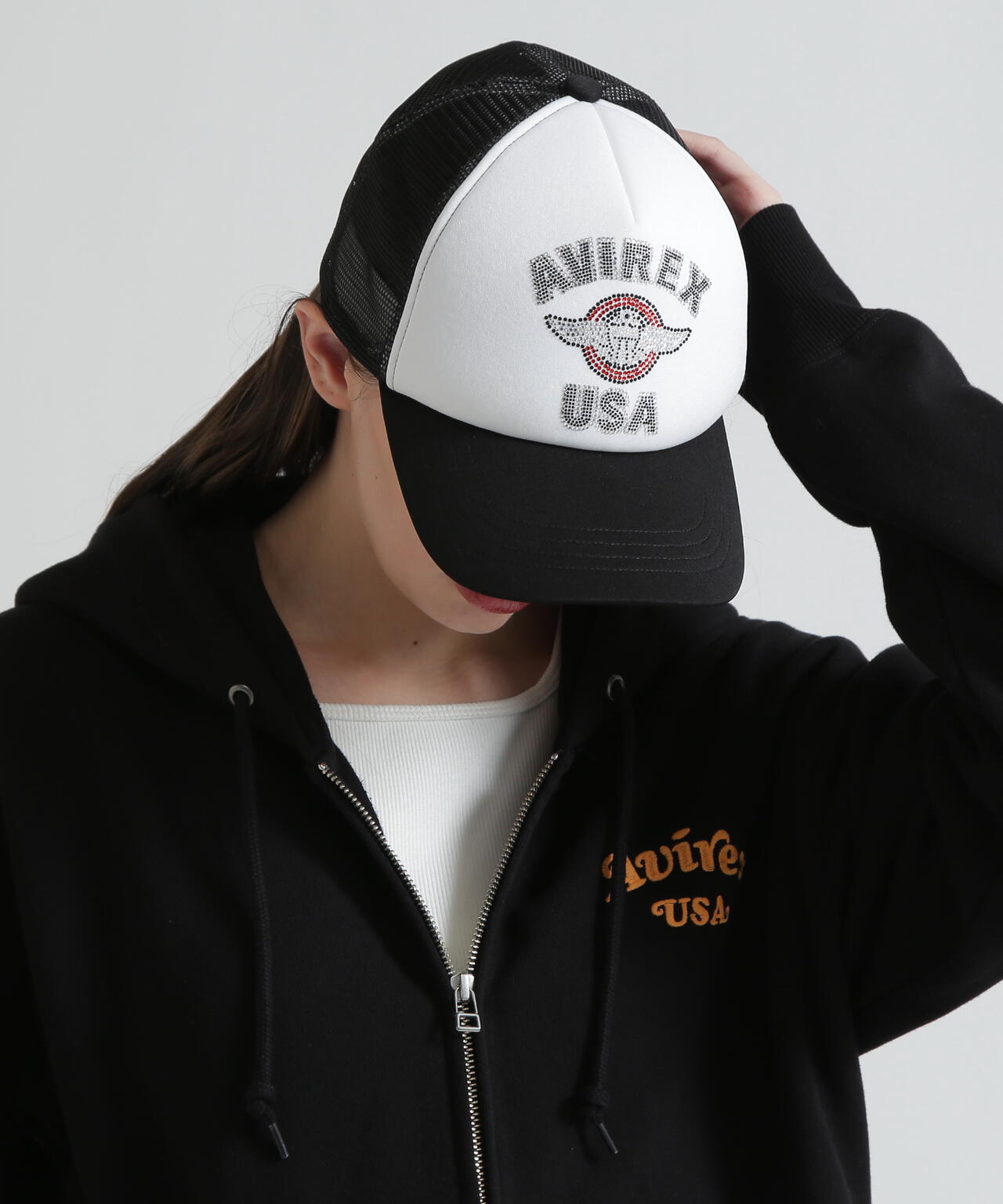 直営店限定】RHINESTONE VARSITY LOGO MESH CAP | AVIREX
