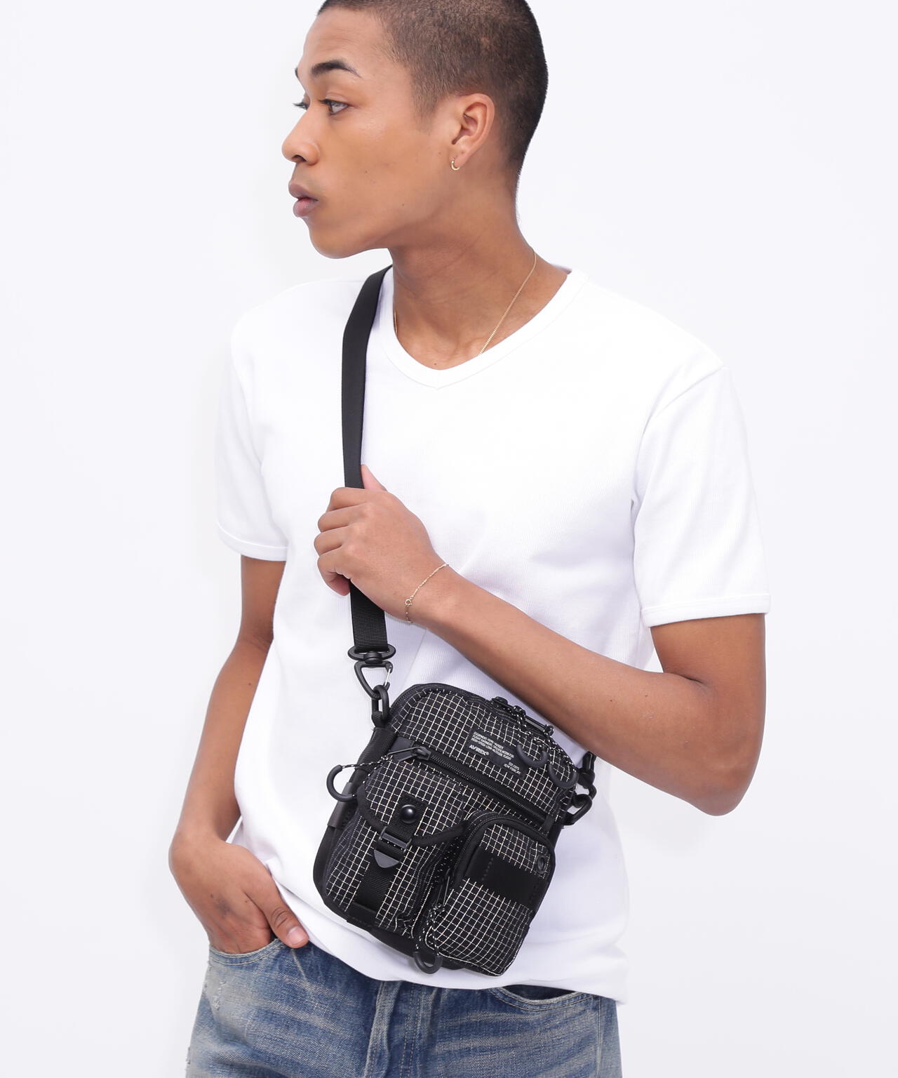 直営店限定》REFLECTOR RIP MINI POCHETTE | AVIREX（アヴィレックス